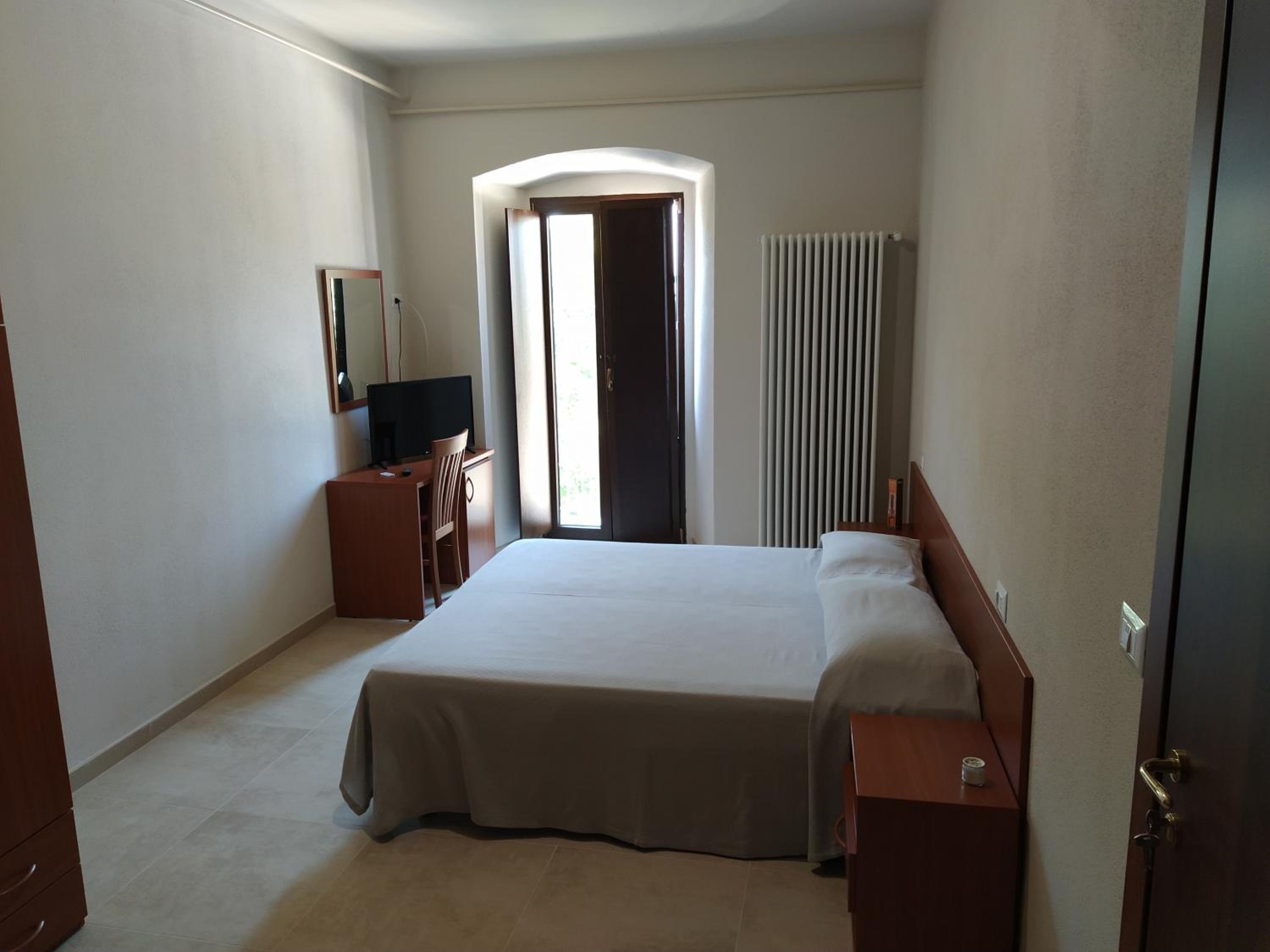Large Double Room