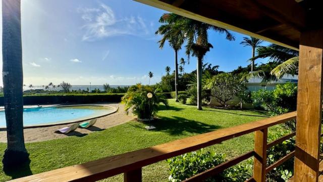 Bungalow with Sea View photo 2