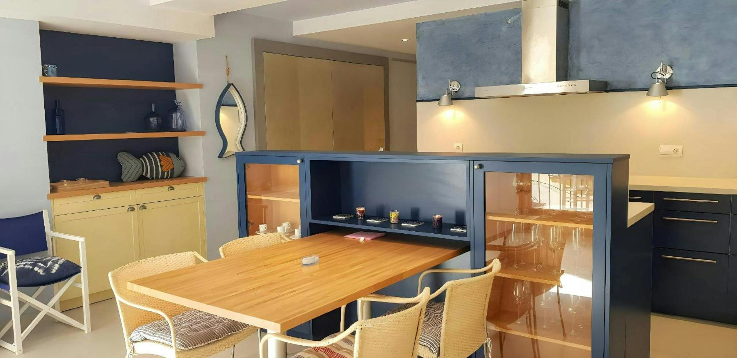 Apartment photo 2