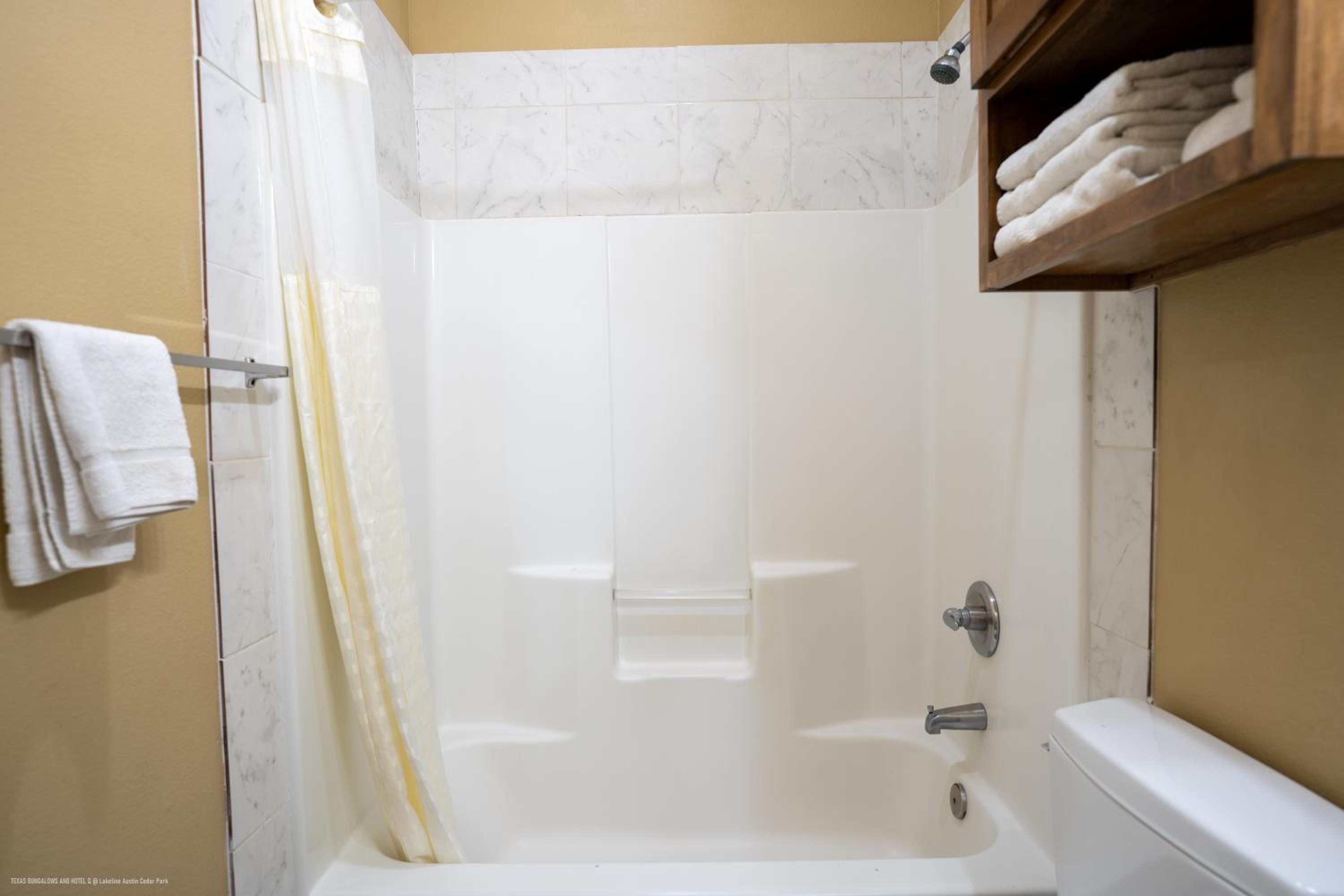Deluxe Double Room - Photo 7