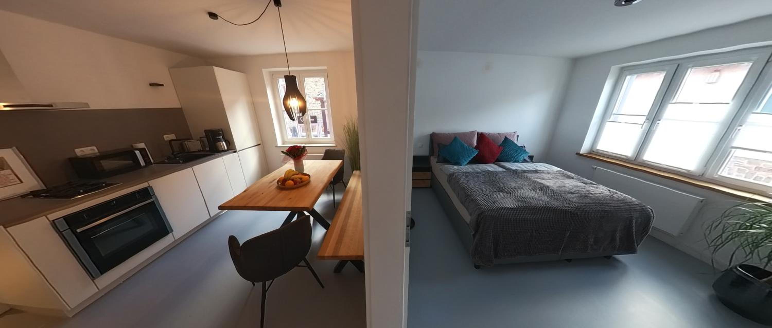 One-Bedroom Apartment photo 3
