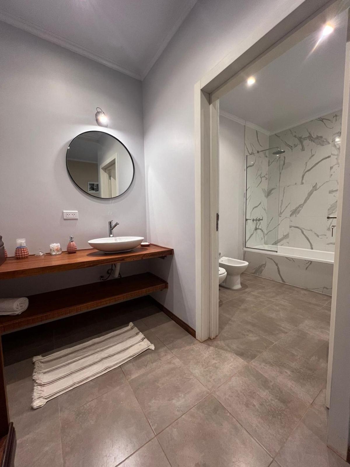 Deluxe Double Room with Bath photo 3