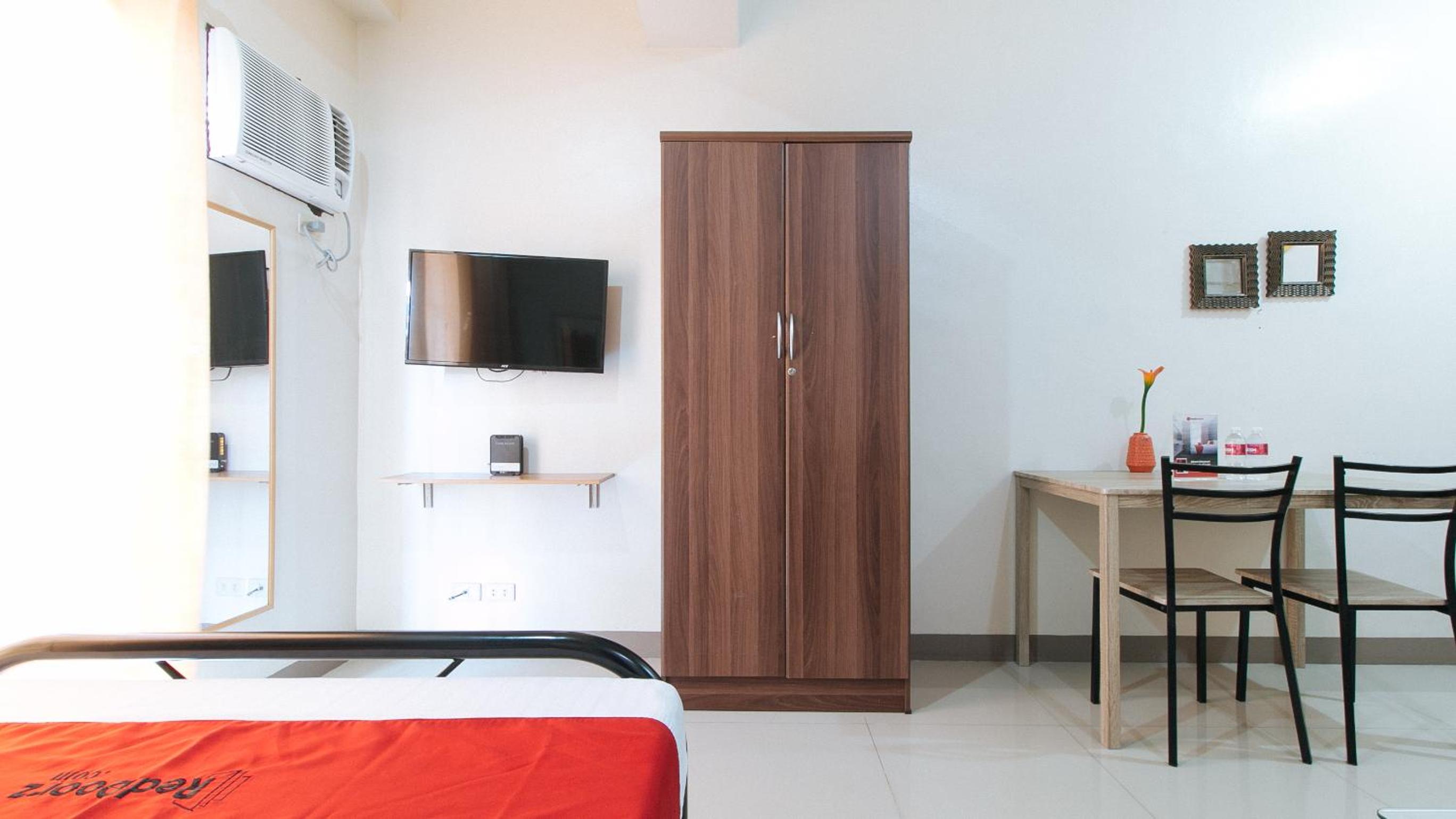 Double Room - Photo 7
