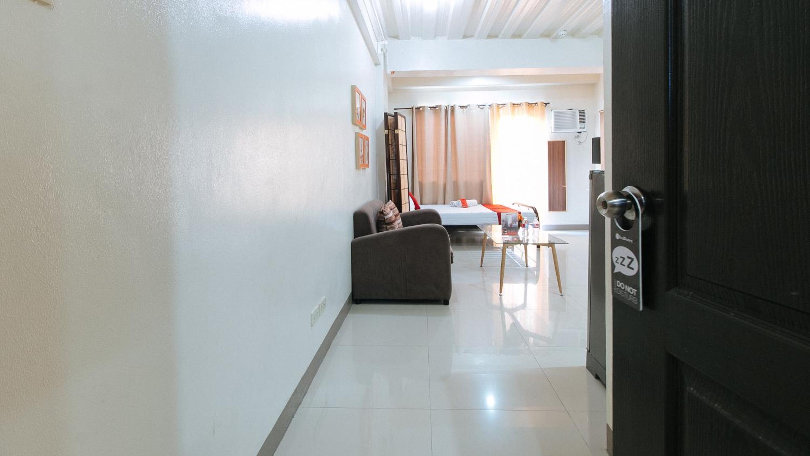 Double Room - Photo 12