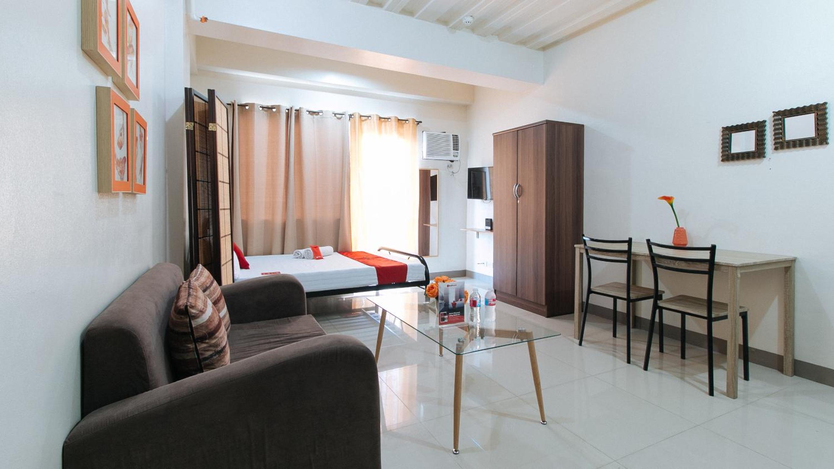 Double Room - Photo 8