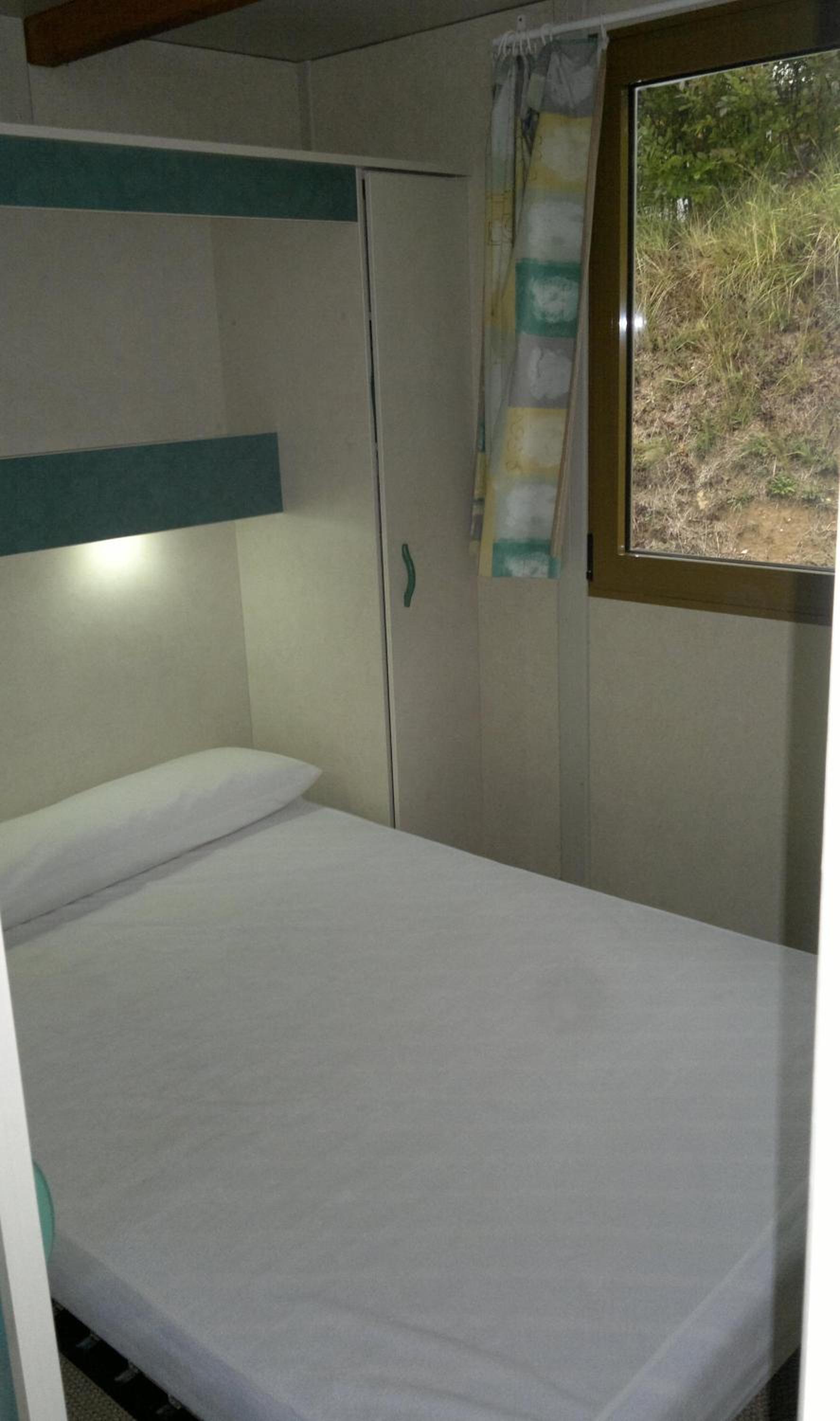 Bungalow de Dos Habitaciones (4 Adultos)