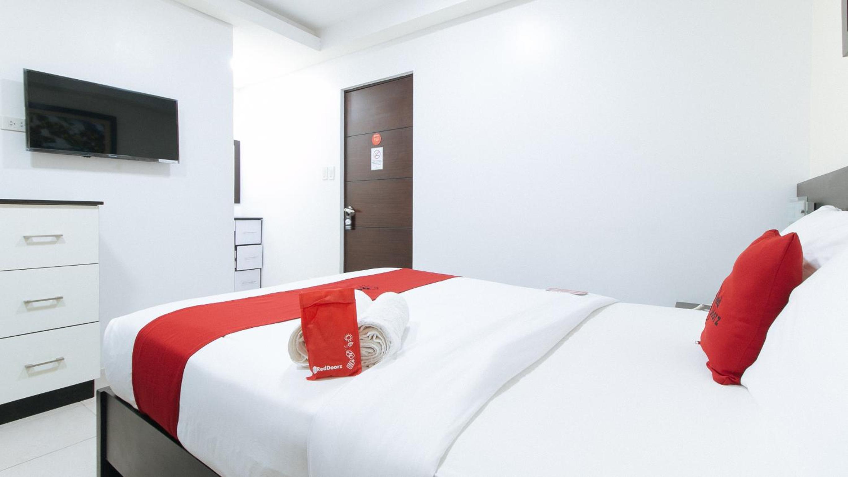 Standard Double Room - Photo 3