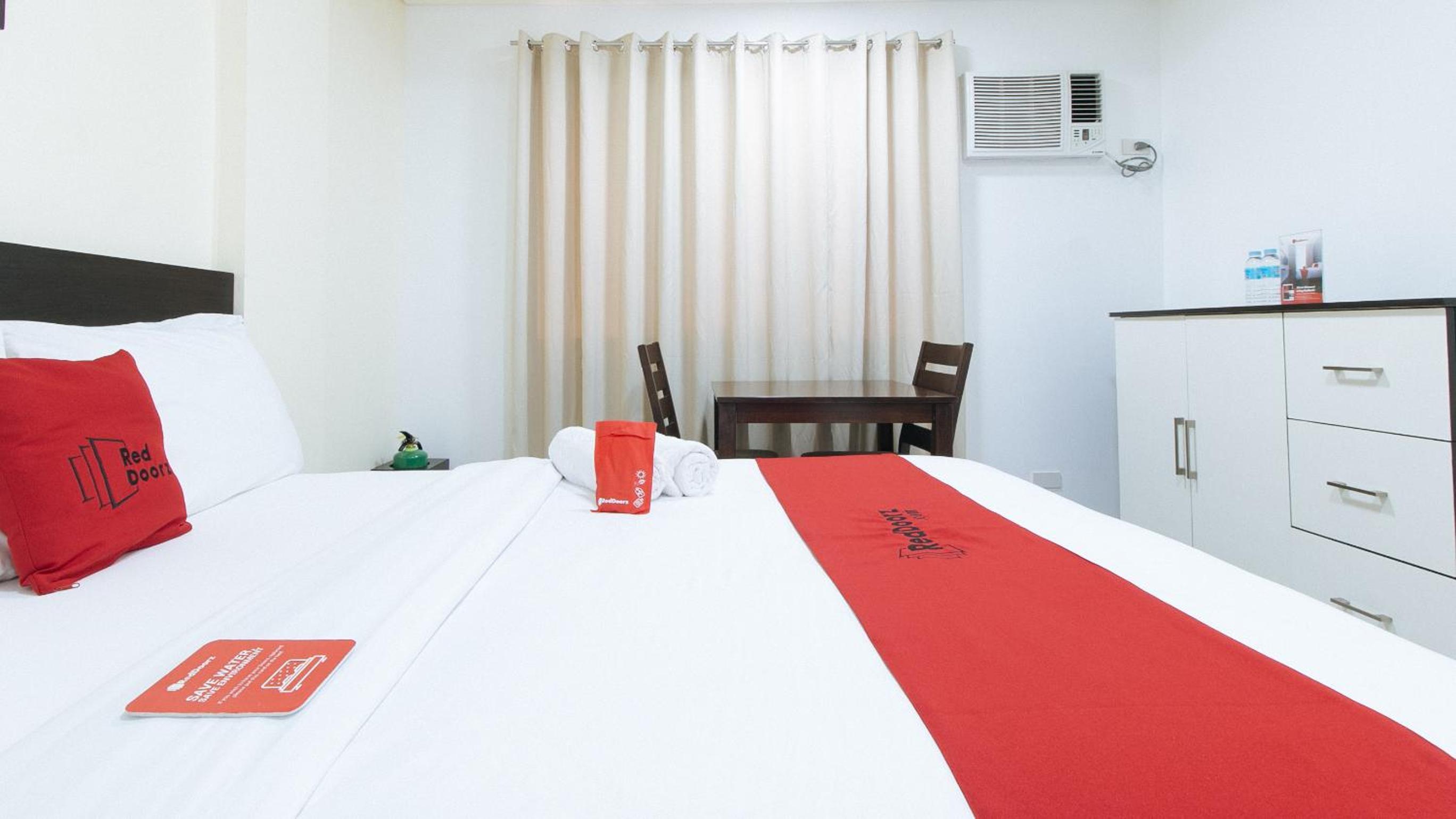 Standard Double Room - Photo 4