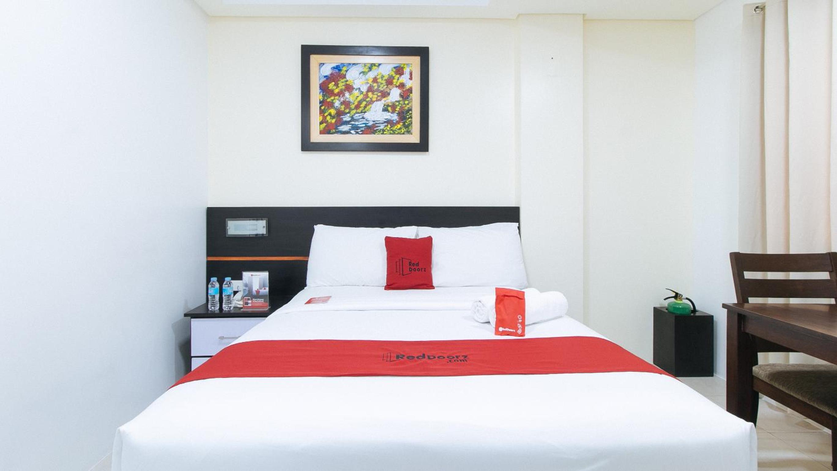 Standard Double Room - Photo 16