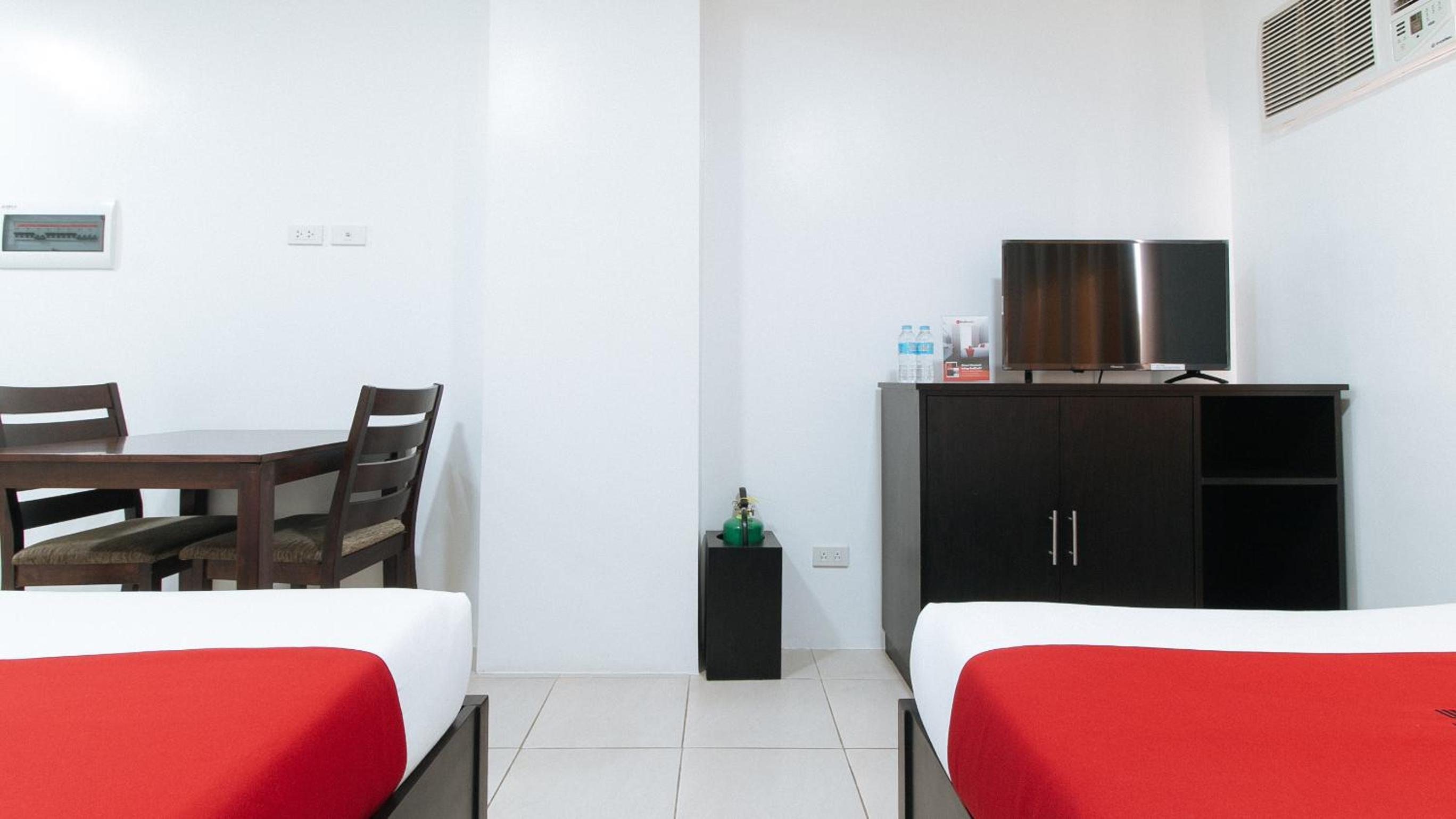 Twin Room - Photo 6