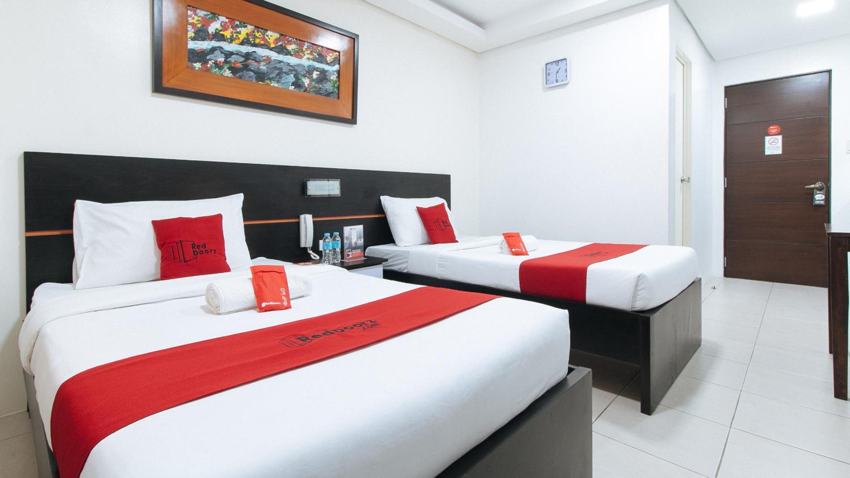 Twin Room - Photo 5