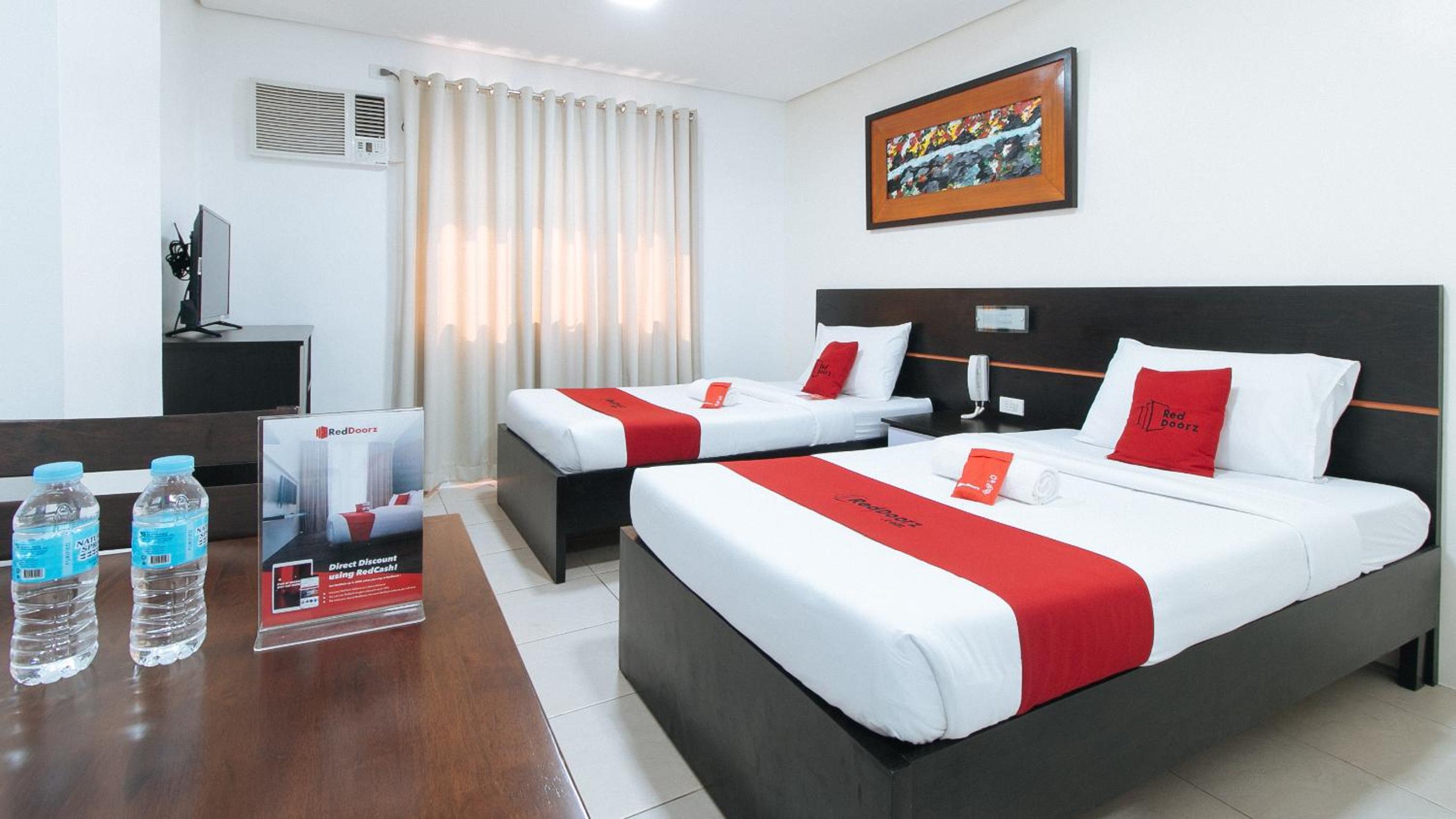 Twin Room - Photo 1