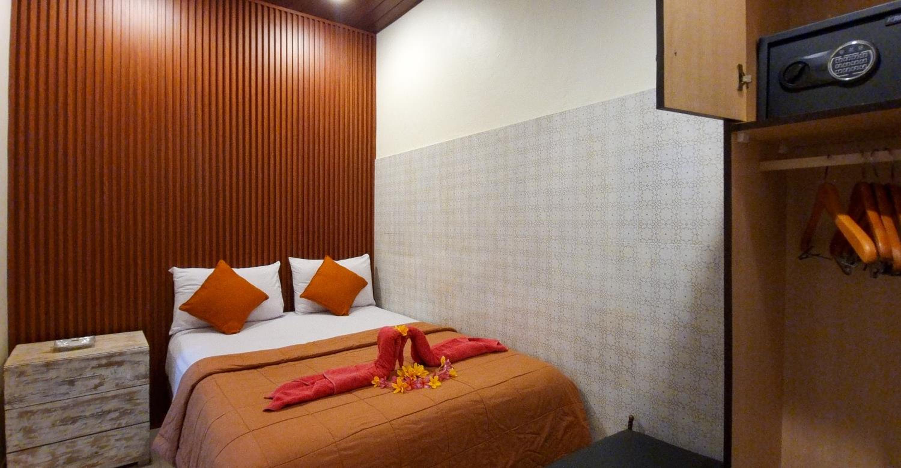 Standard Double Room - Photo 5