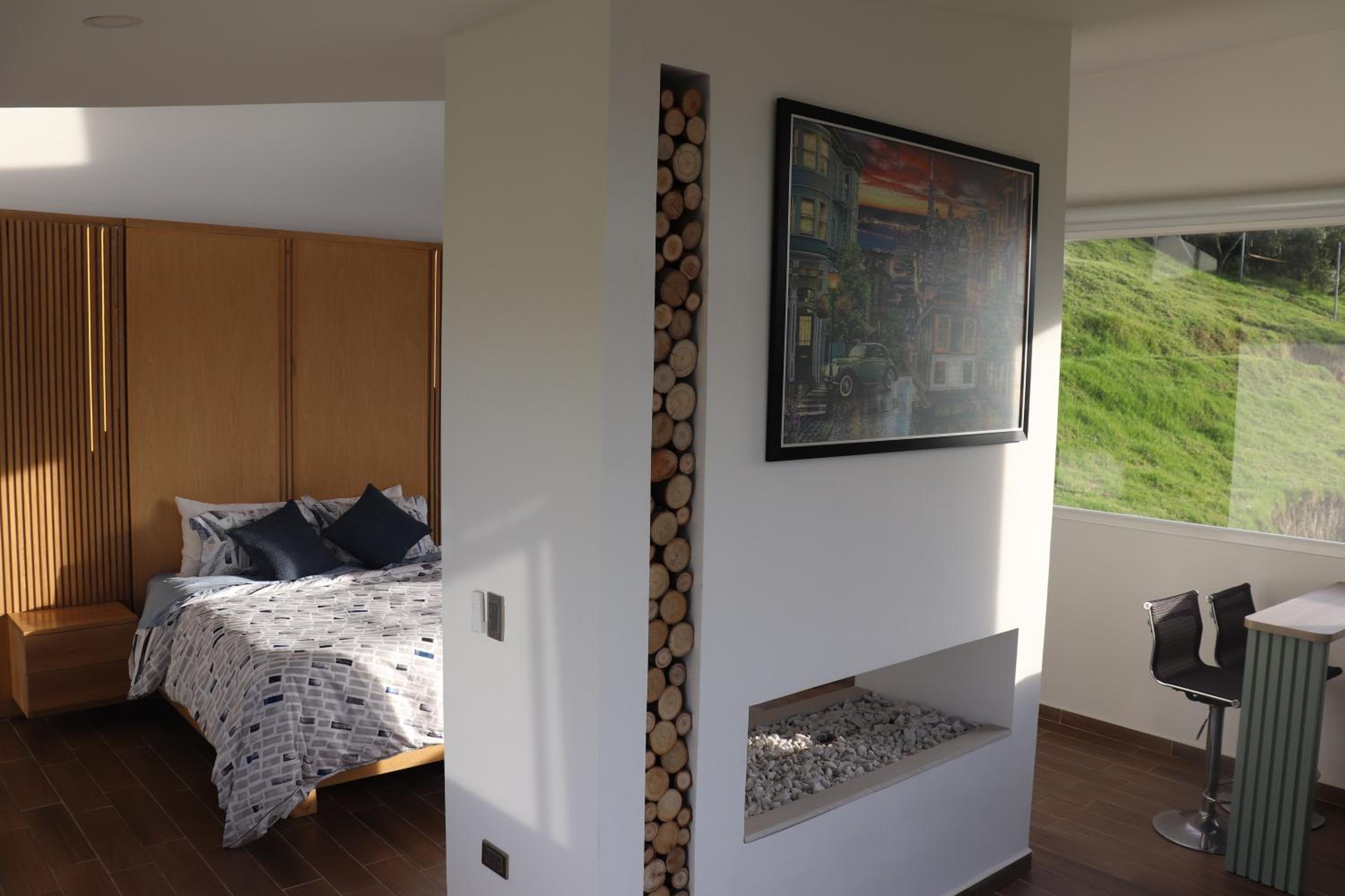 Deluxe Double Room with Bath photo 1