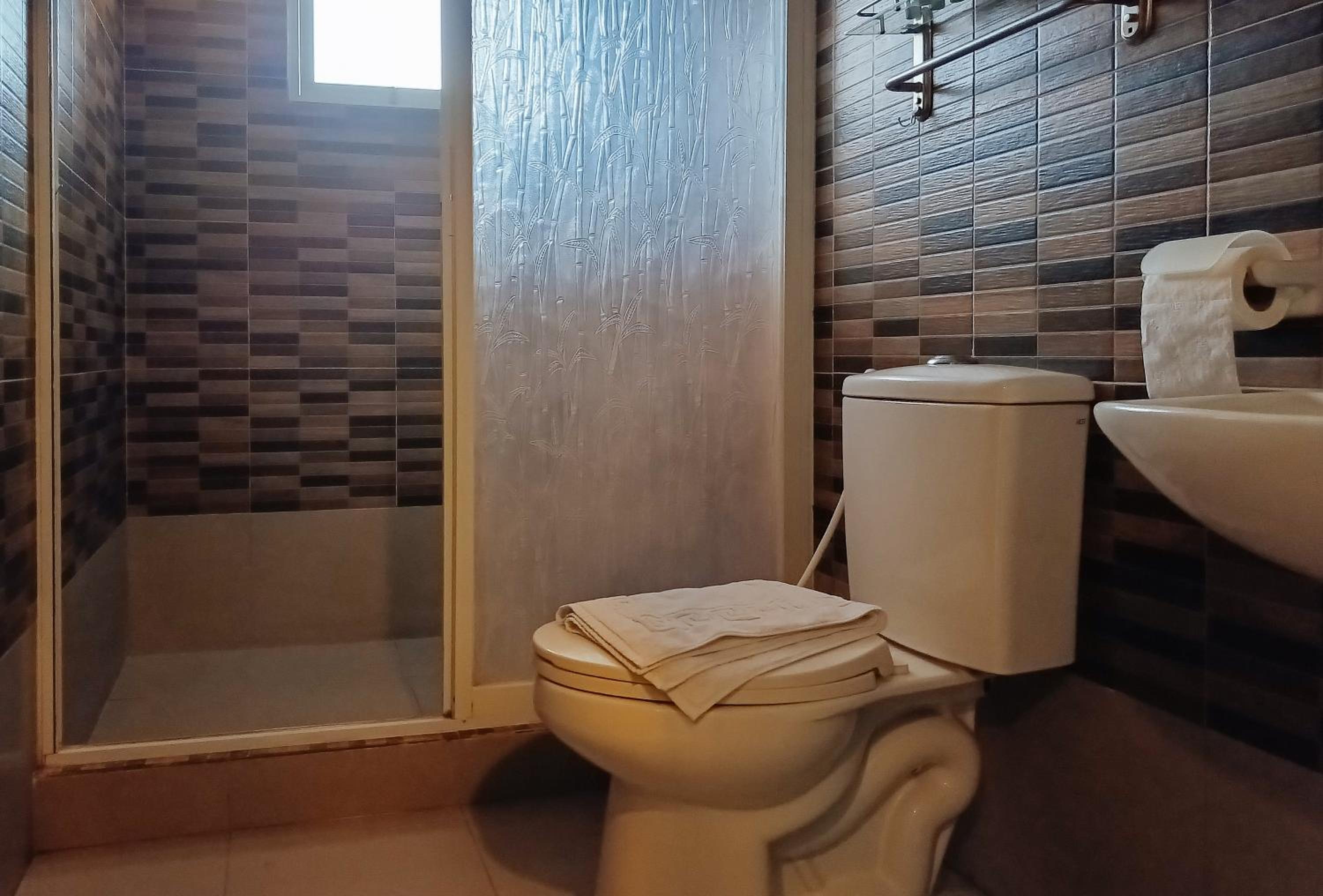 Executive Room - Photo 3
