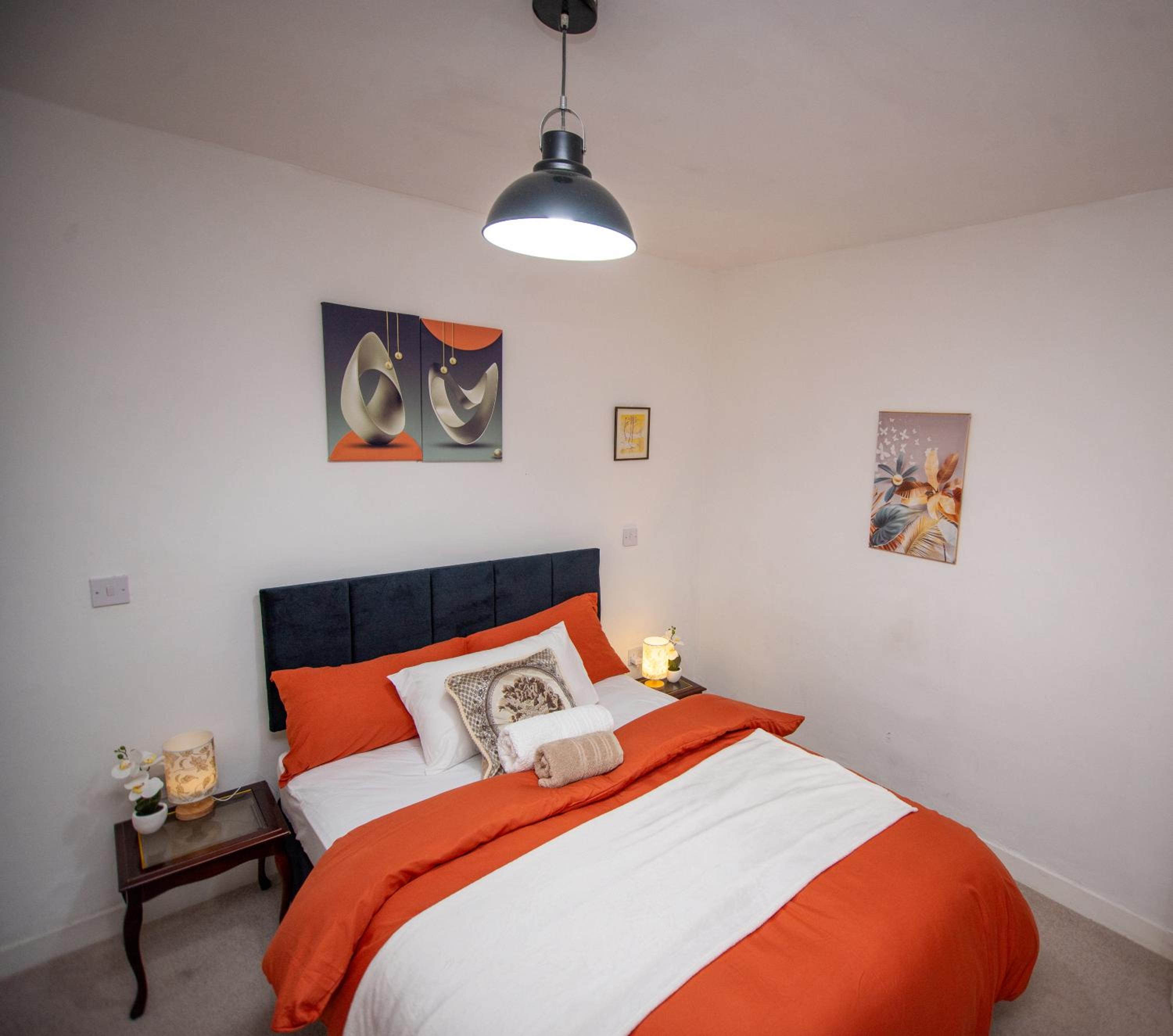 Four-Bedroom House photo 1