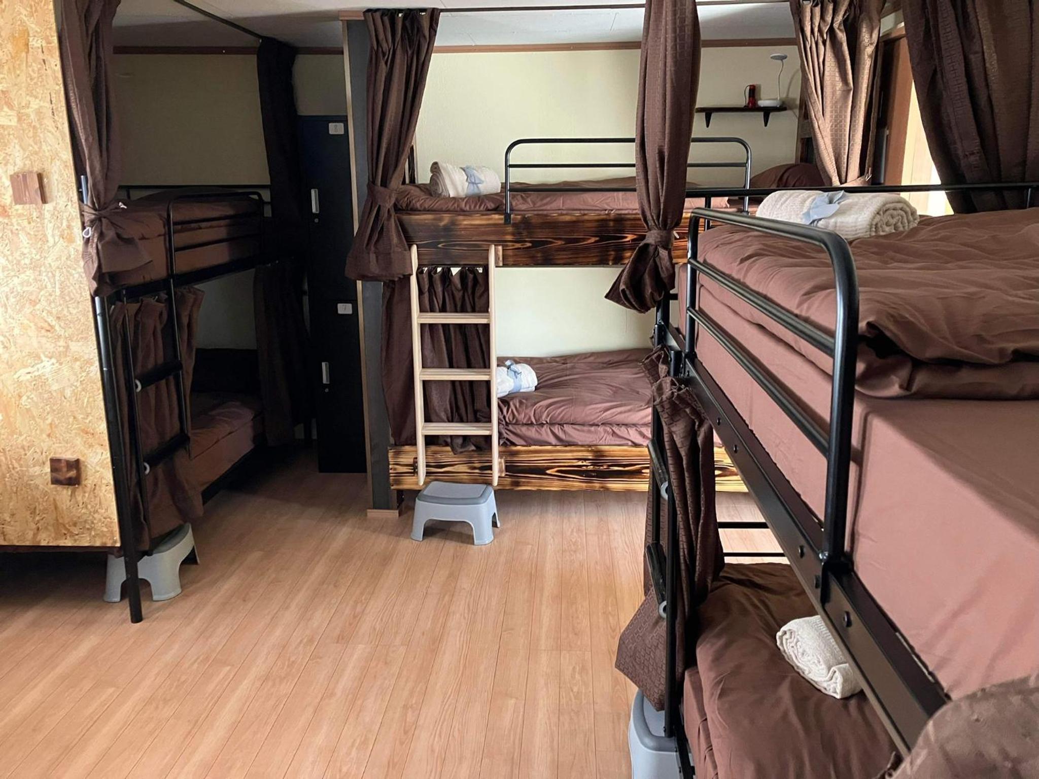 6-Bed Mixed Dormitory Room photo 1