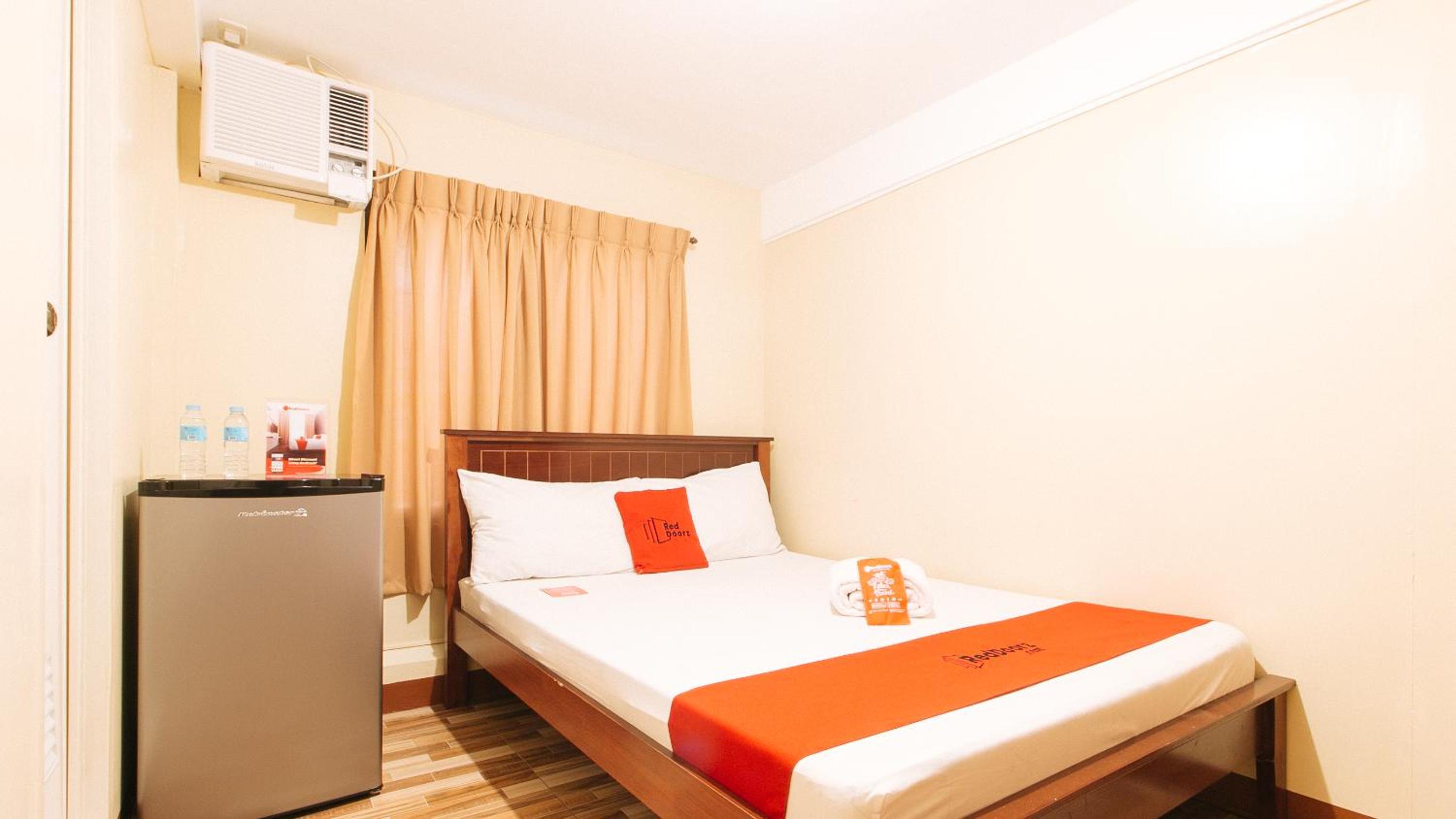 Double Room - Photo 7