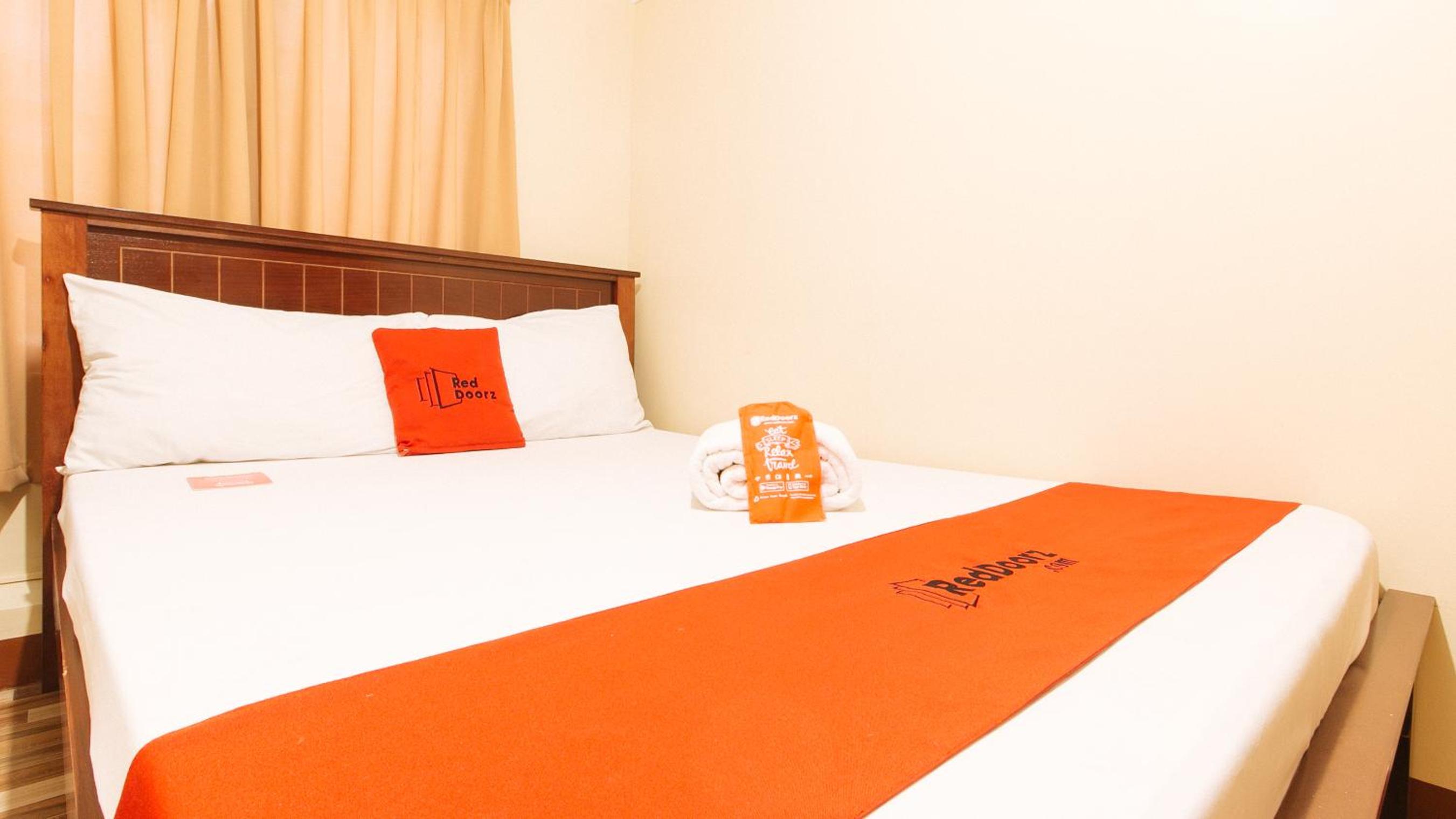 Double Room - Photo 5