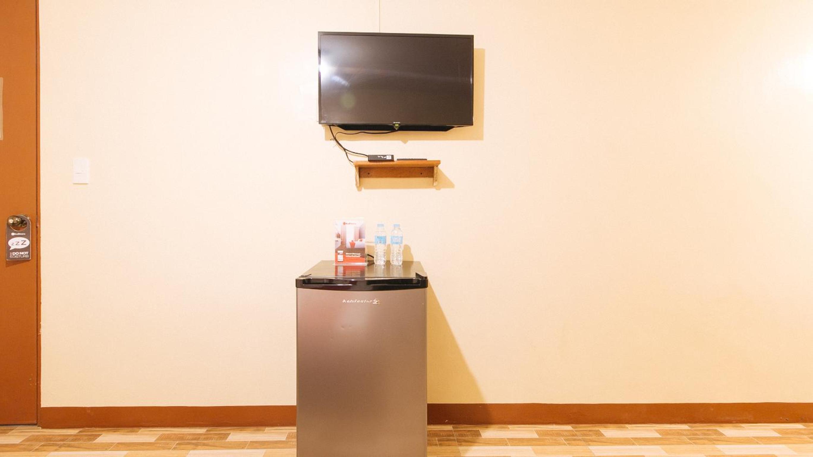 Family Room - Photo 9