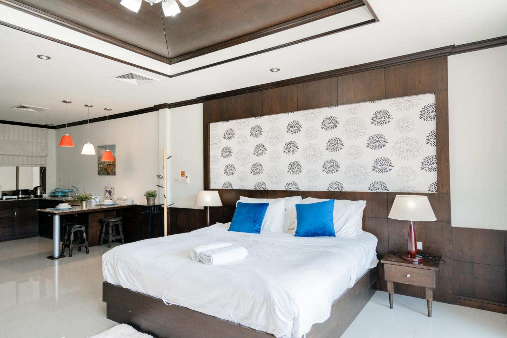 Deluxe Double Room - Photo 1