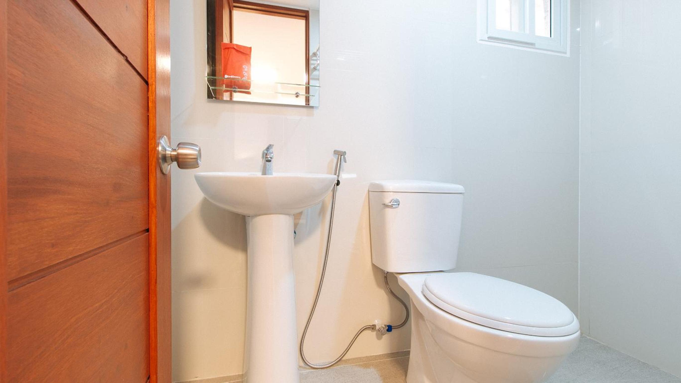 Double Room - Photo 13