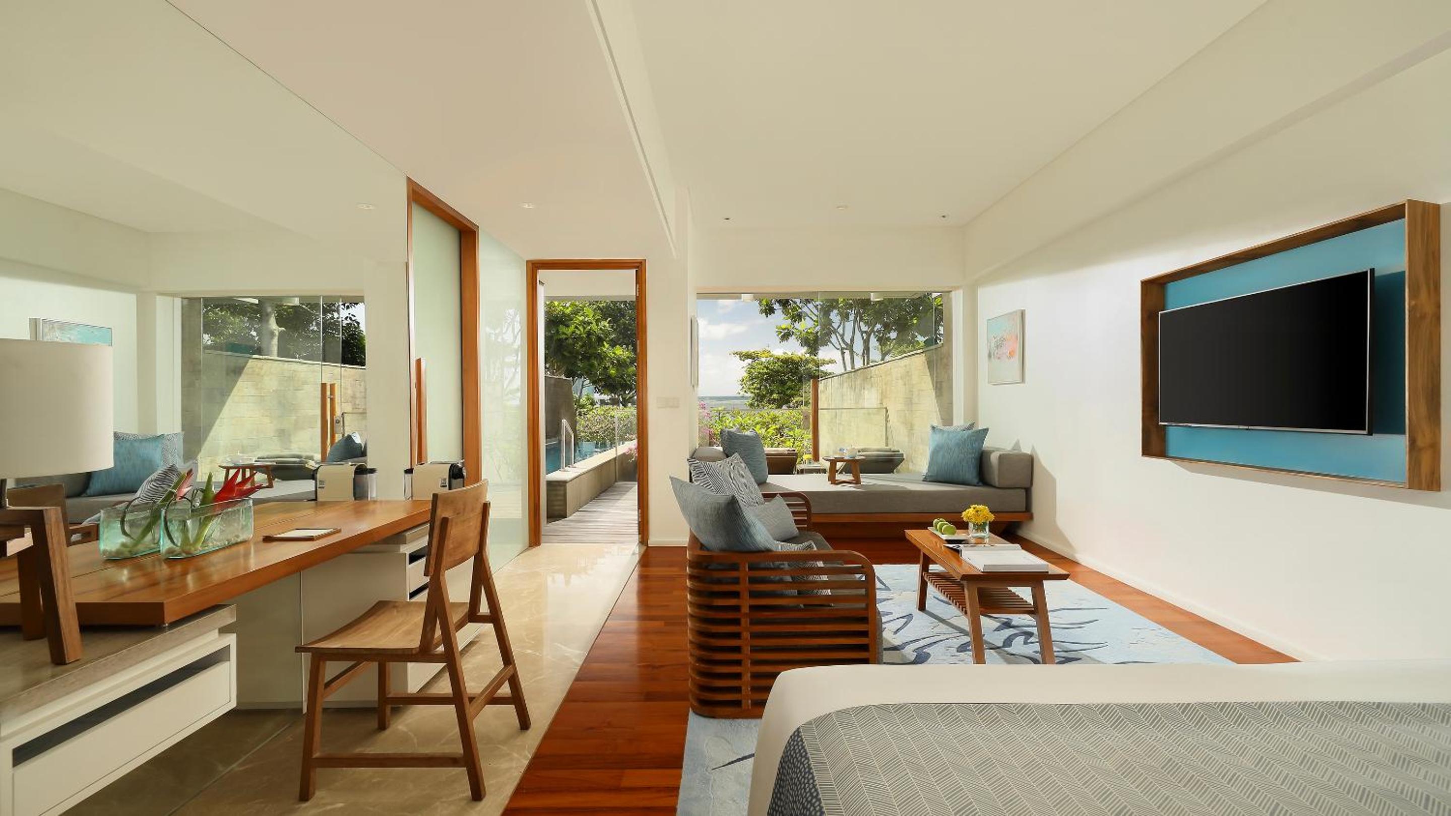 Heavenly Ocean View Pool Suite King Bed With Butler Service photo 3