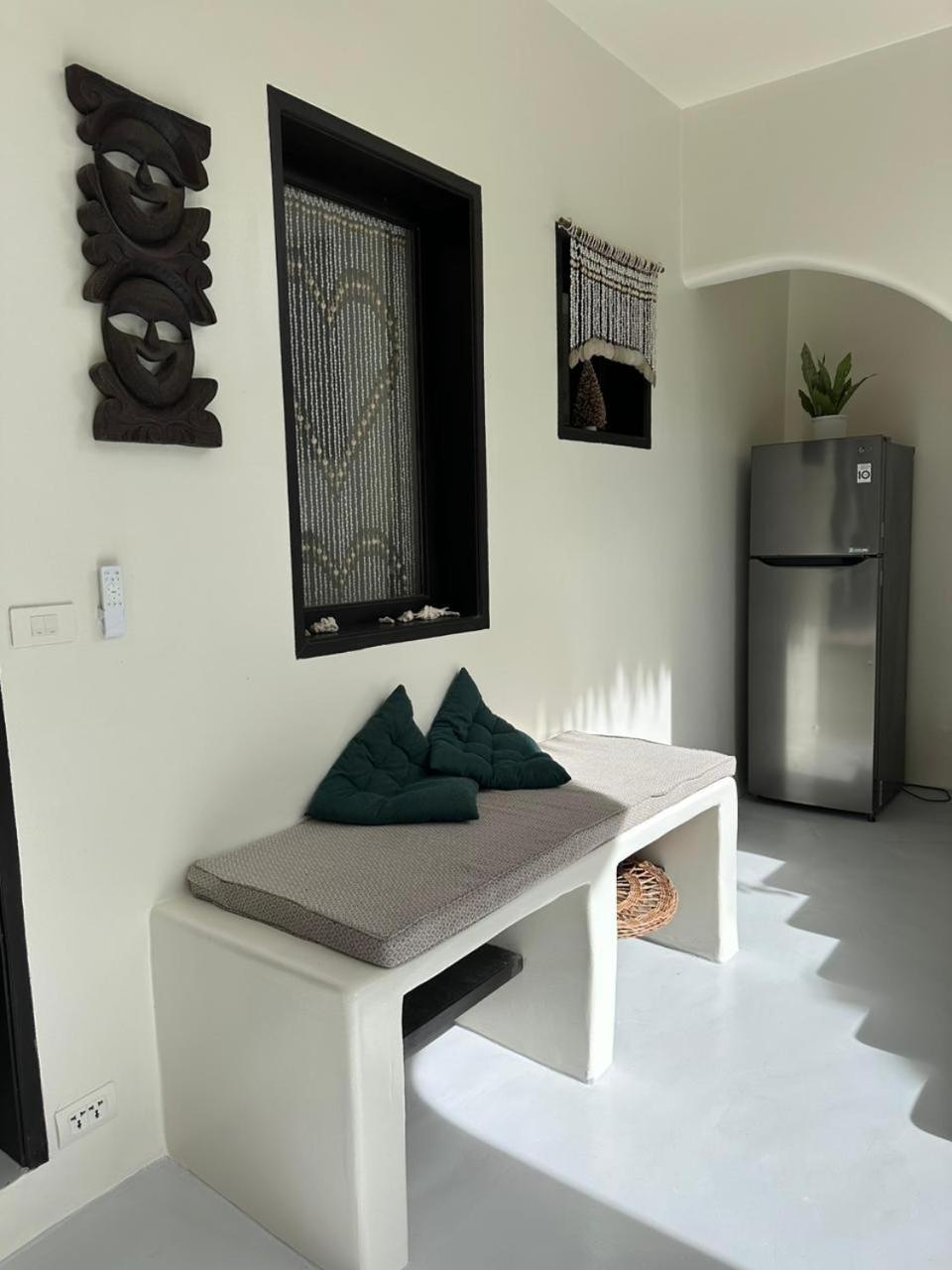 Queen Suite - Photo 3