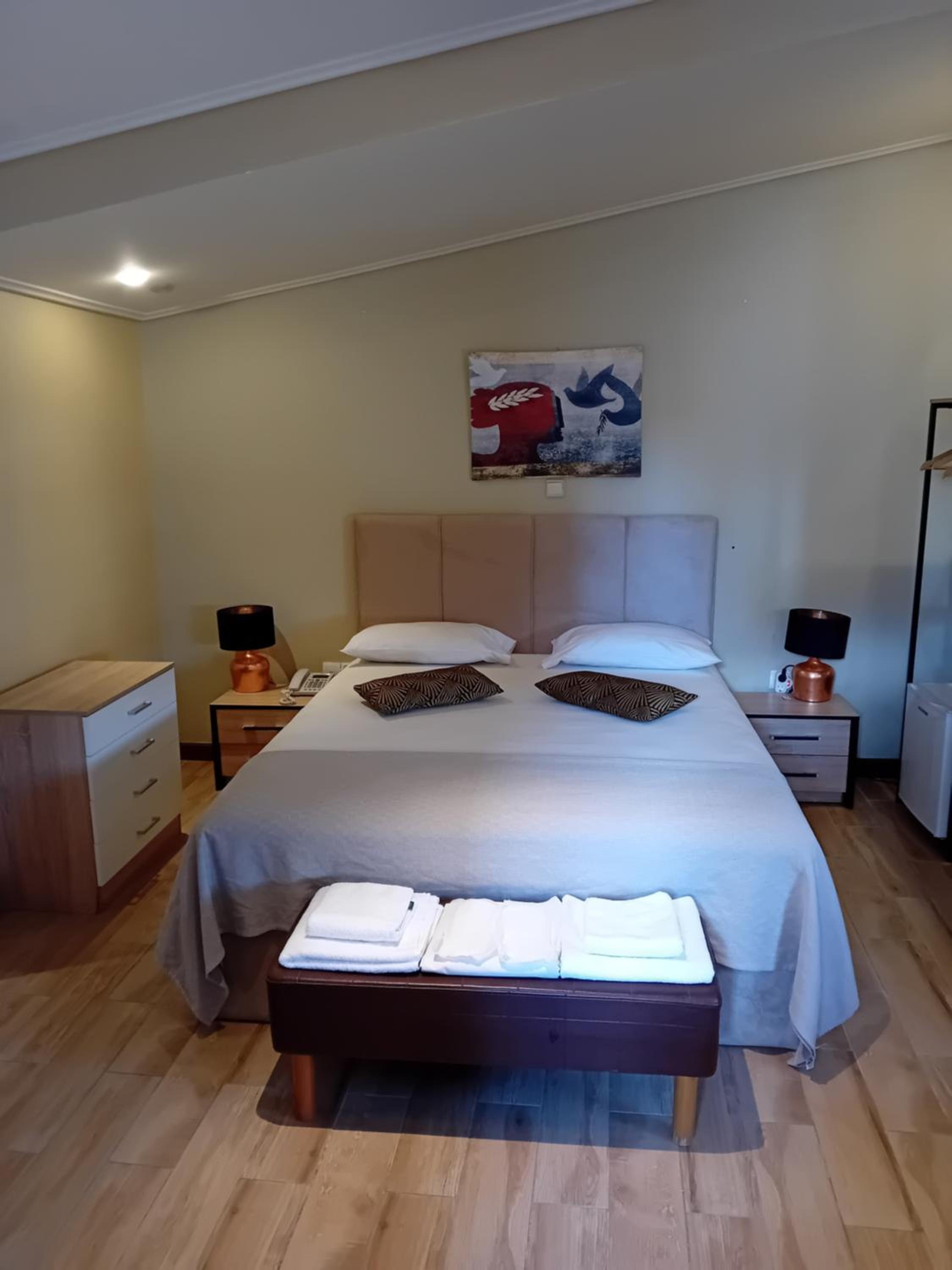 Deluxe Double Room with Window  photo 2
