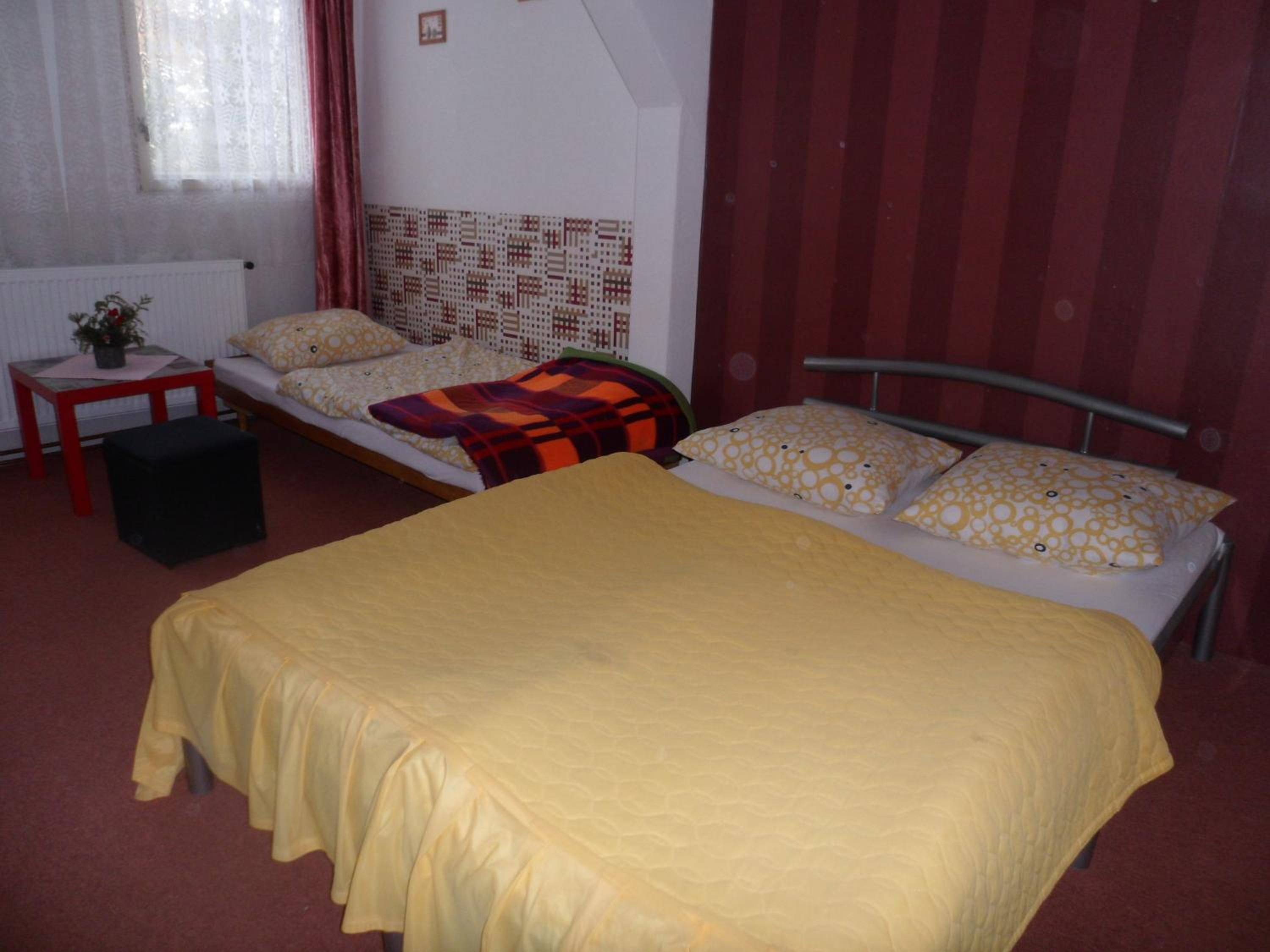 Triple Room with Private Bathroom photo 2
