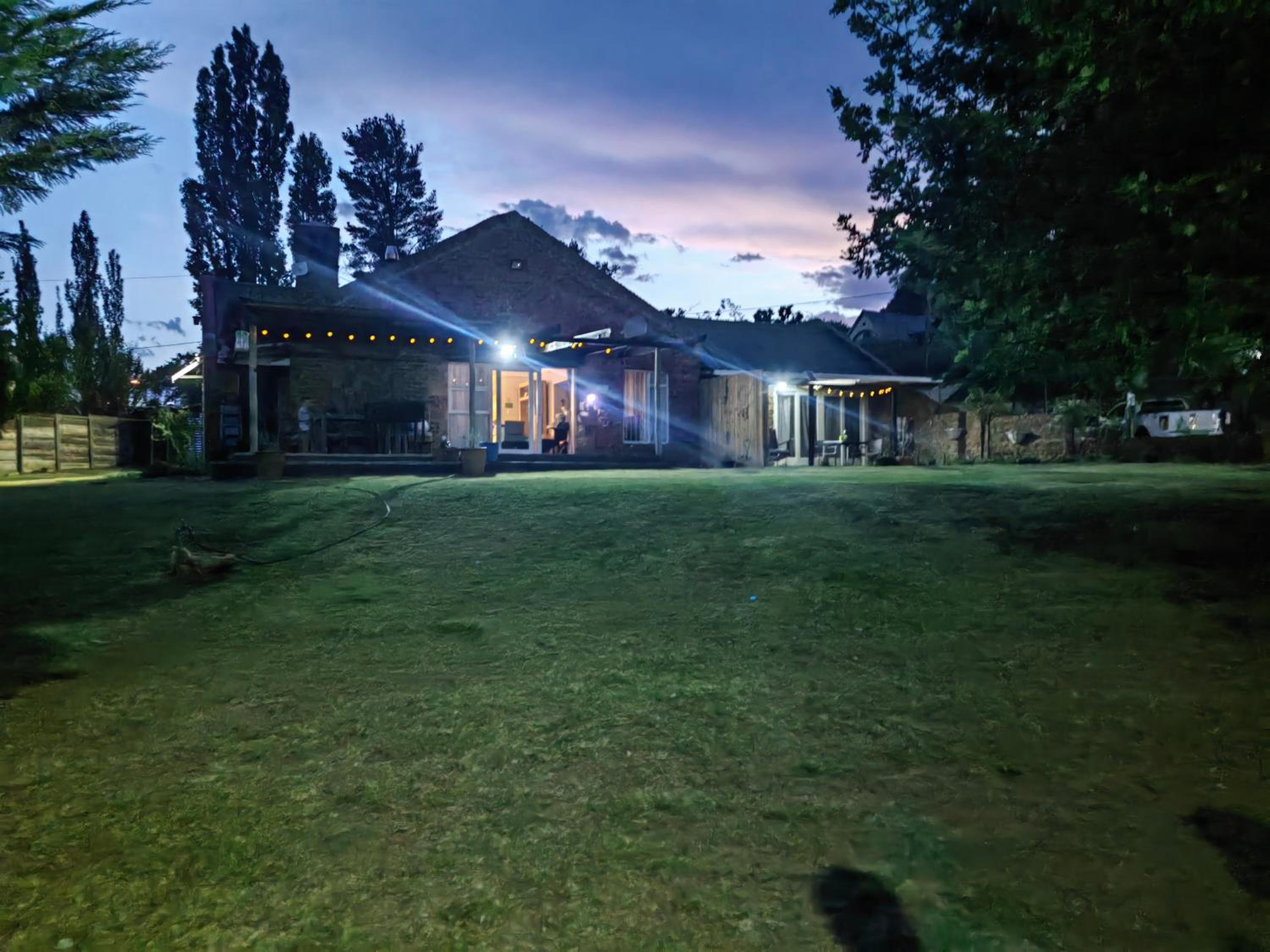 Three-Bedroom House photo 2