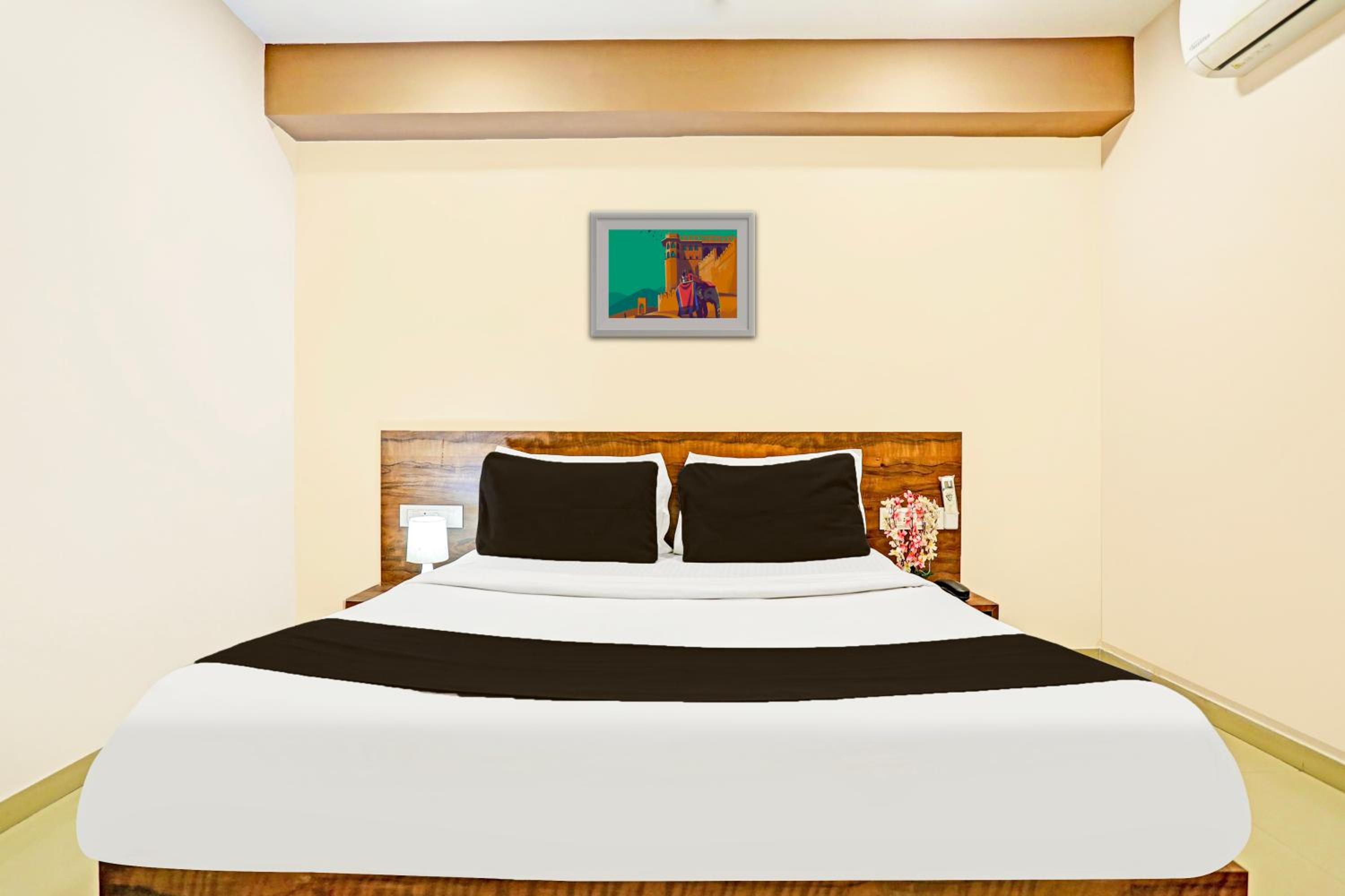 Standard Double Room photo 3