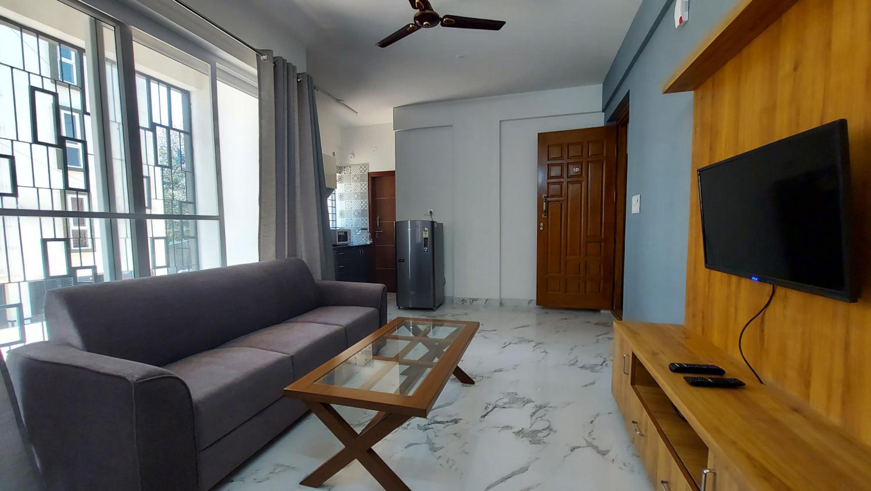 One-Bedroom Apartment - Photo 40