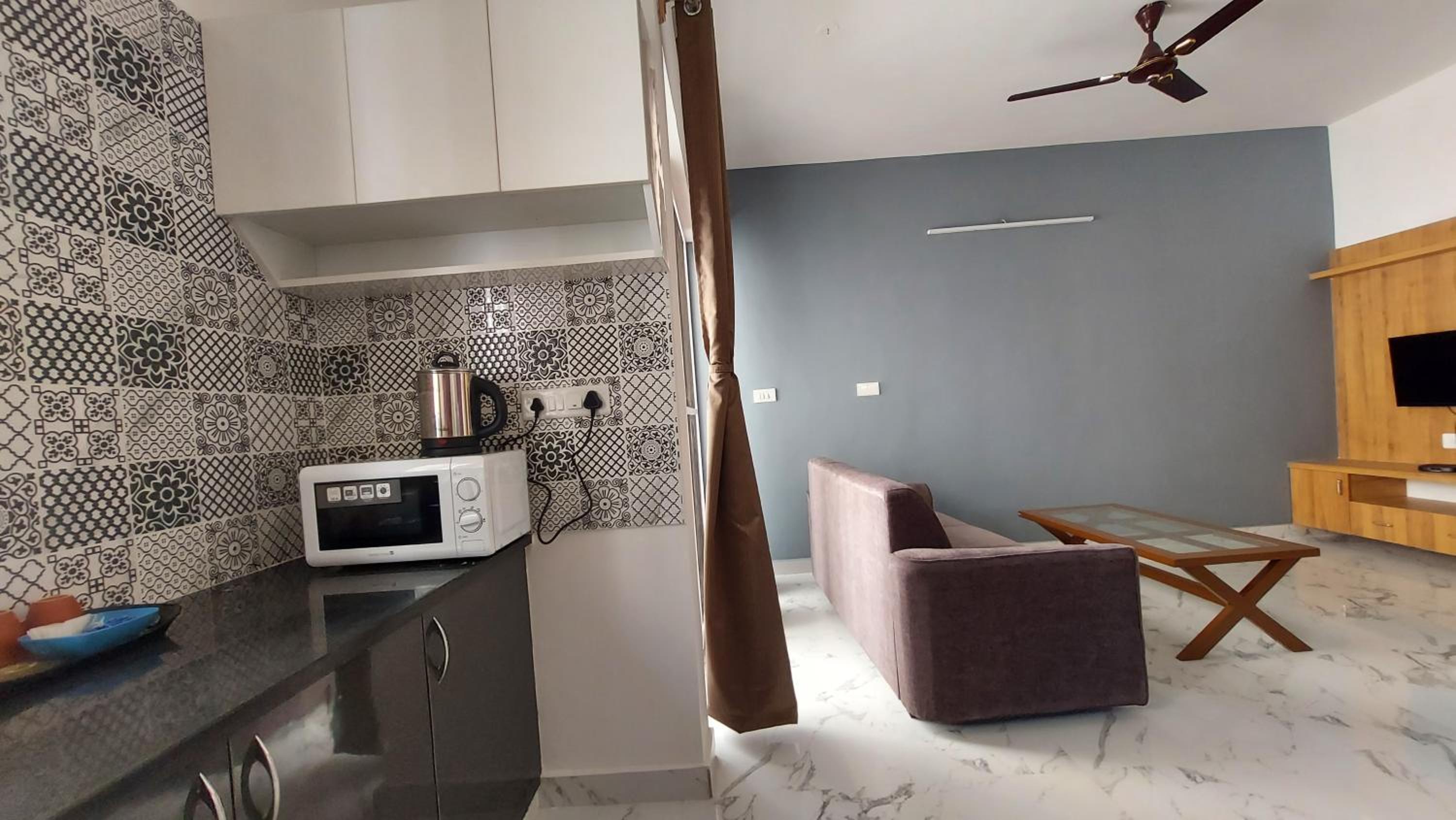 One-Bedroom Apartment - Photo 28