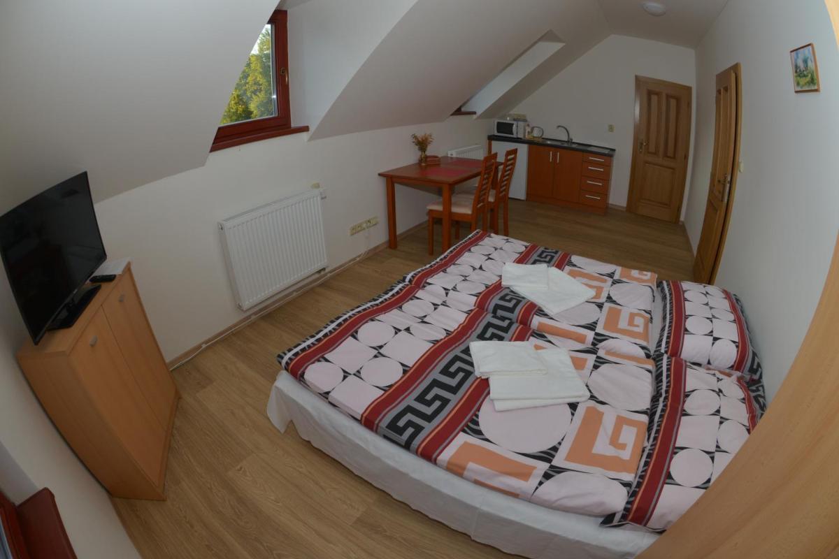 Deluxe Double Room with Shower photo 1