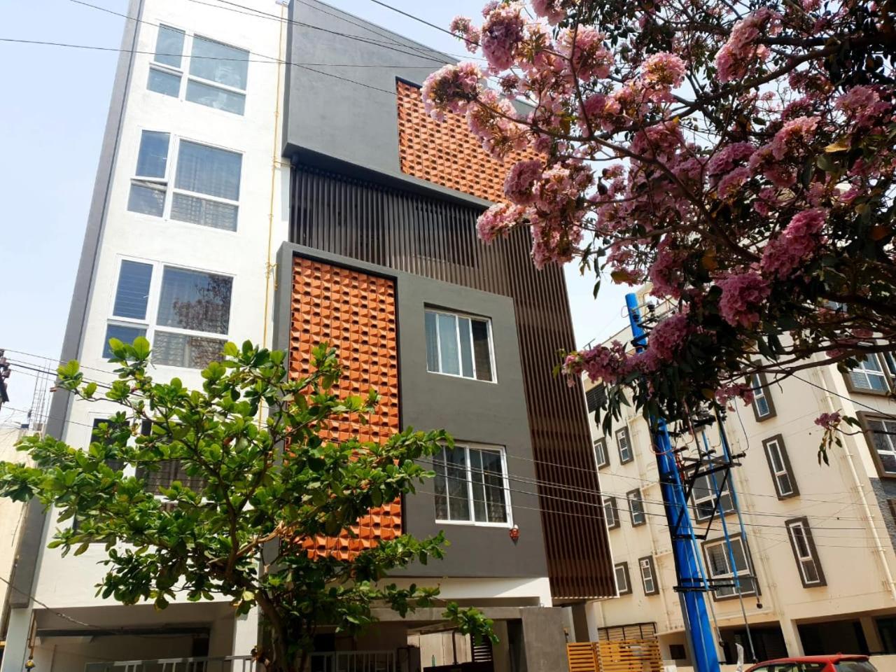 One-Bedroom Apartment - Photo 3