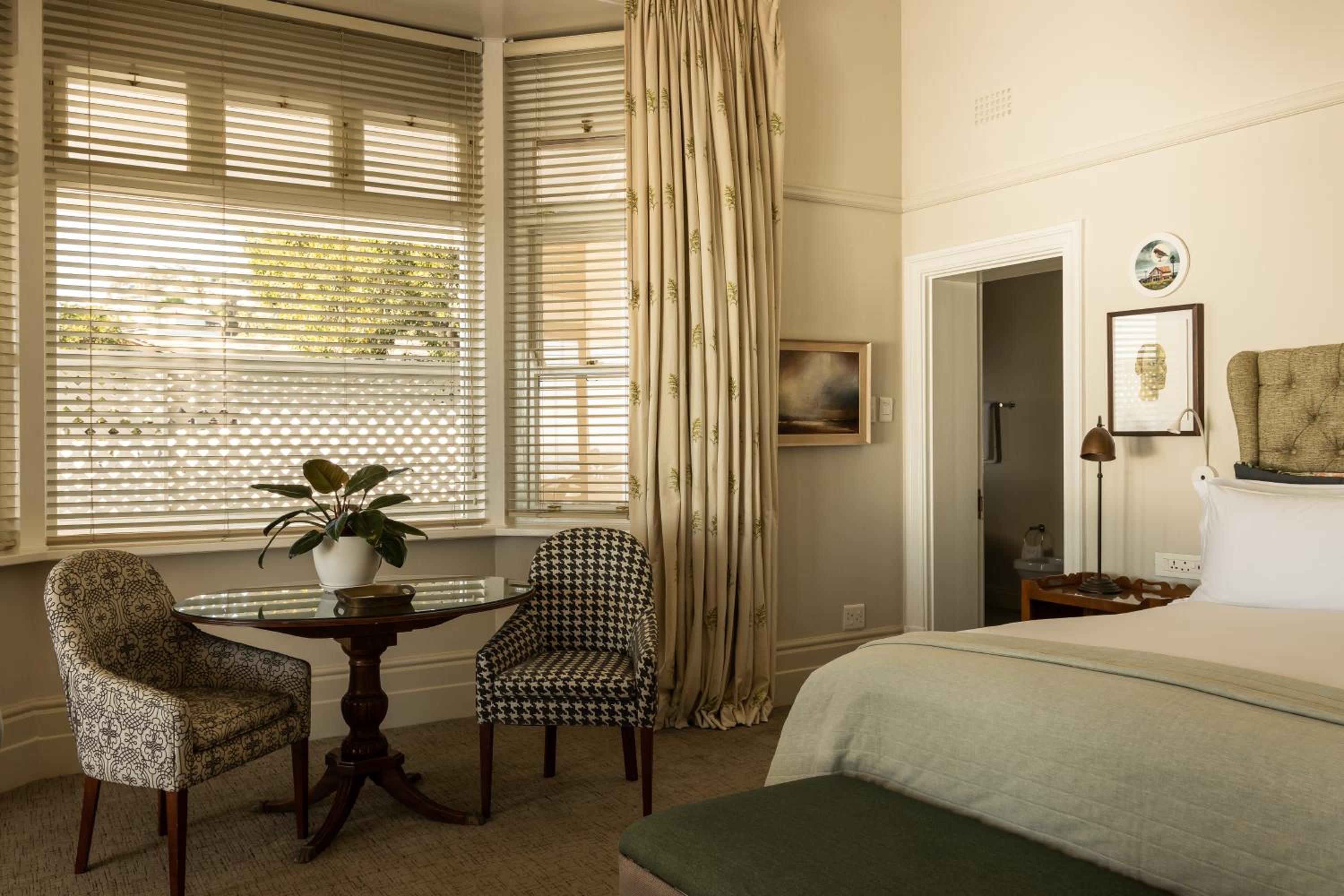 Deluxe Double Room with Balcony and Sea View