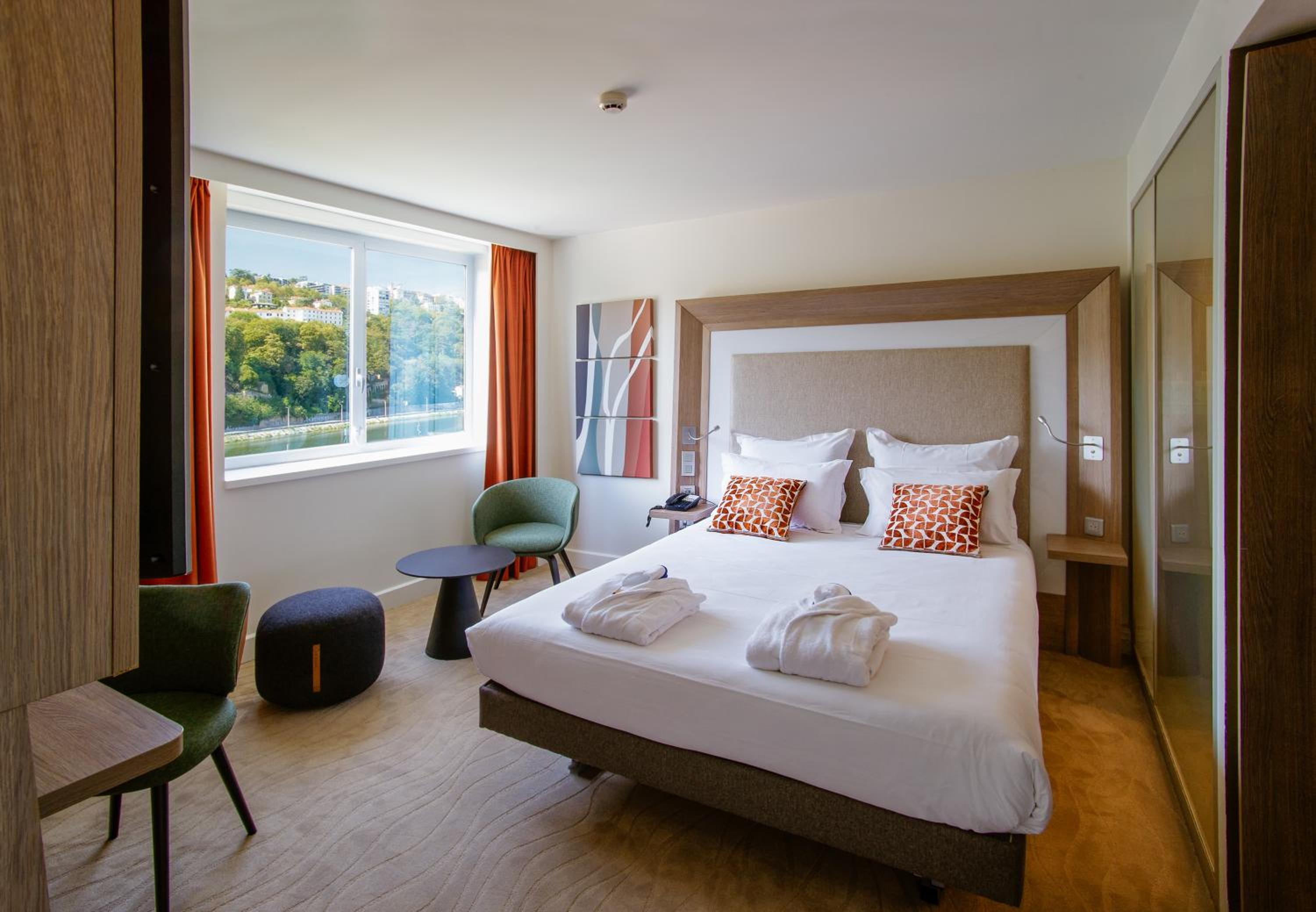 Executive Double Room with River View - Photo 4