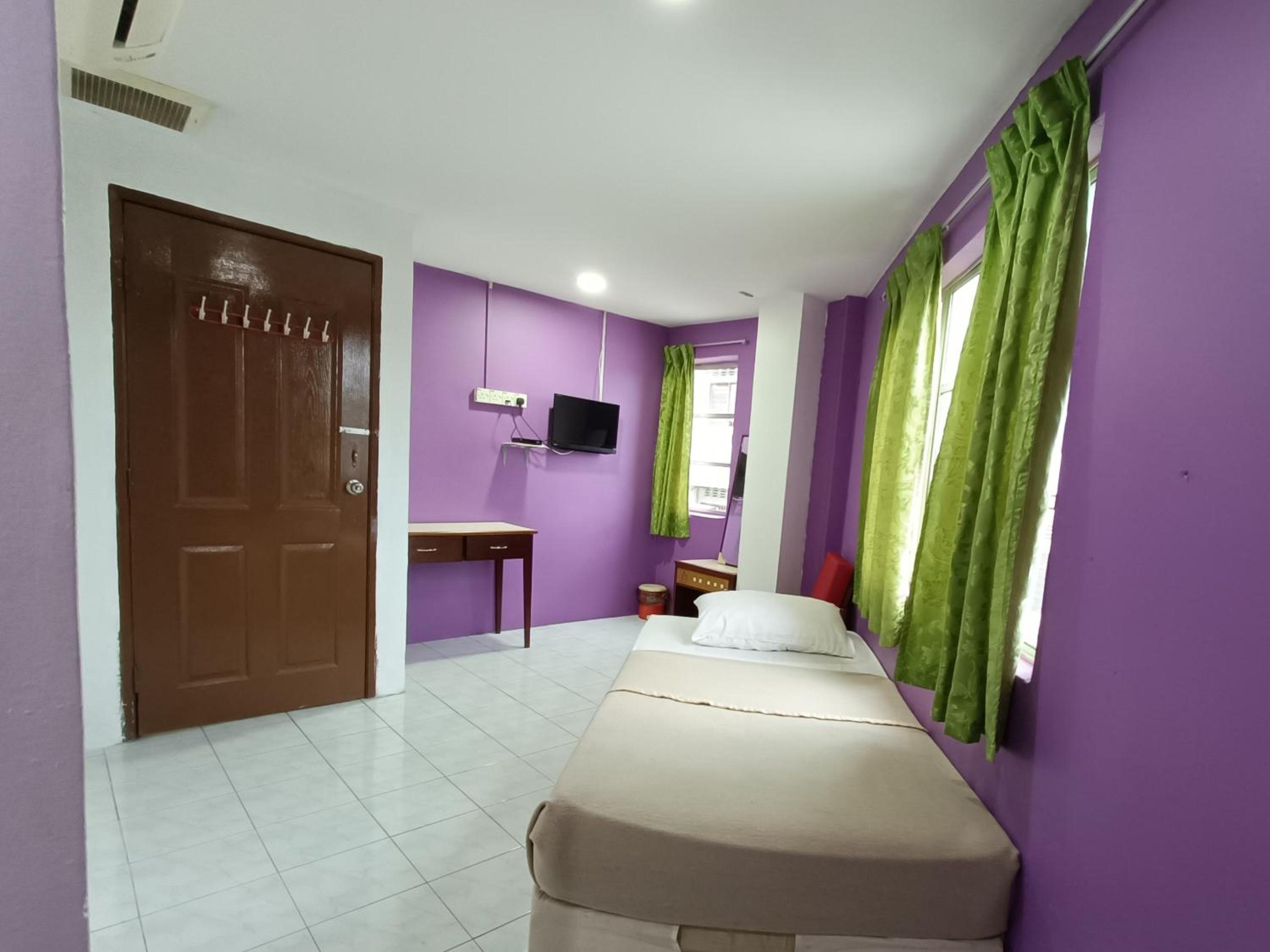 Single Room with Bathroom