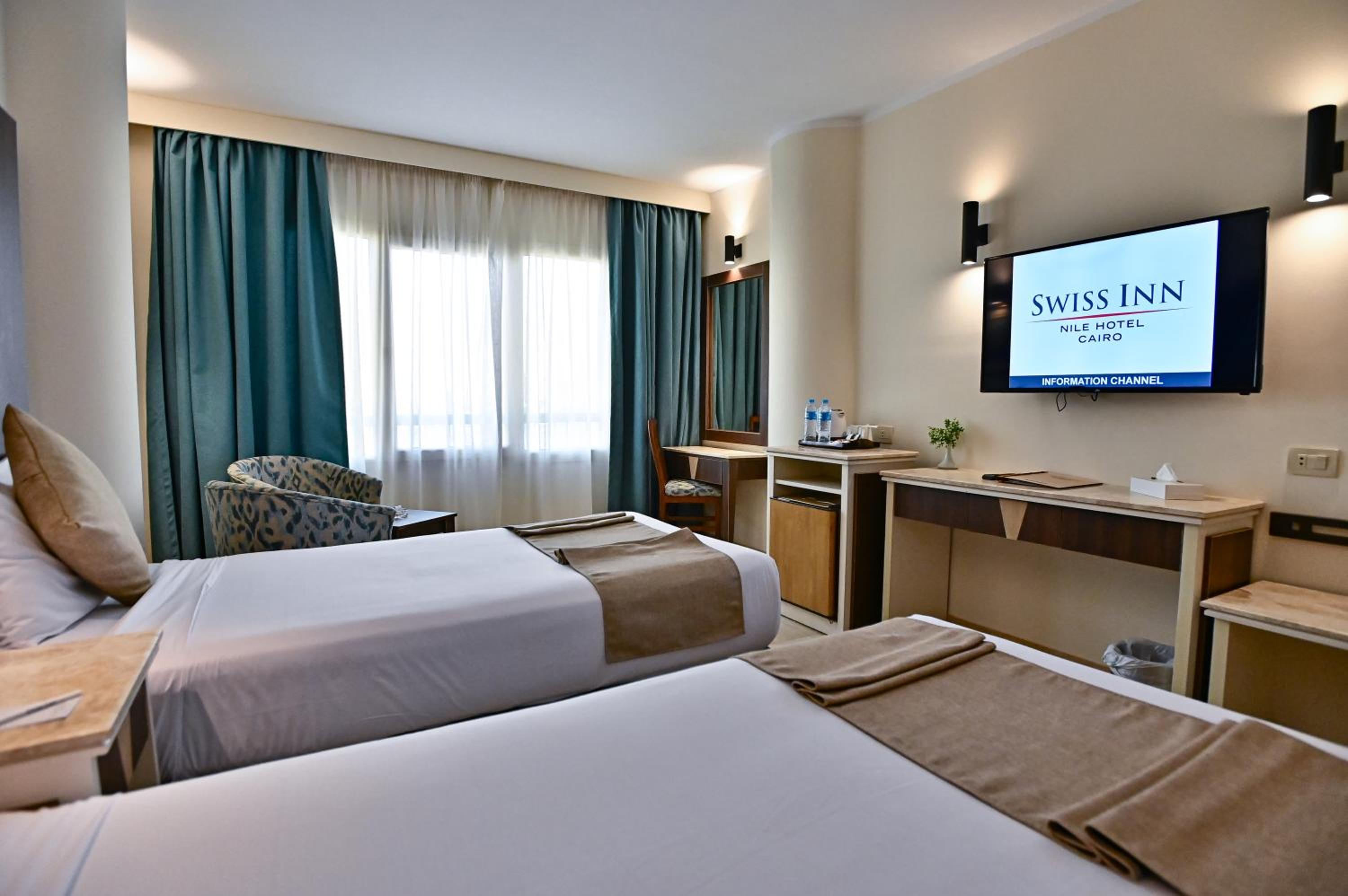 Standard Twin Room - Photo 10