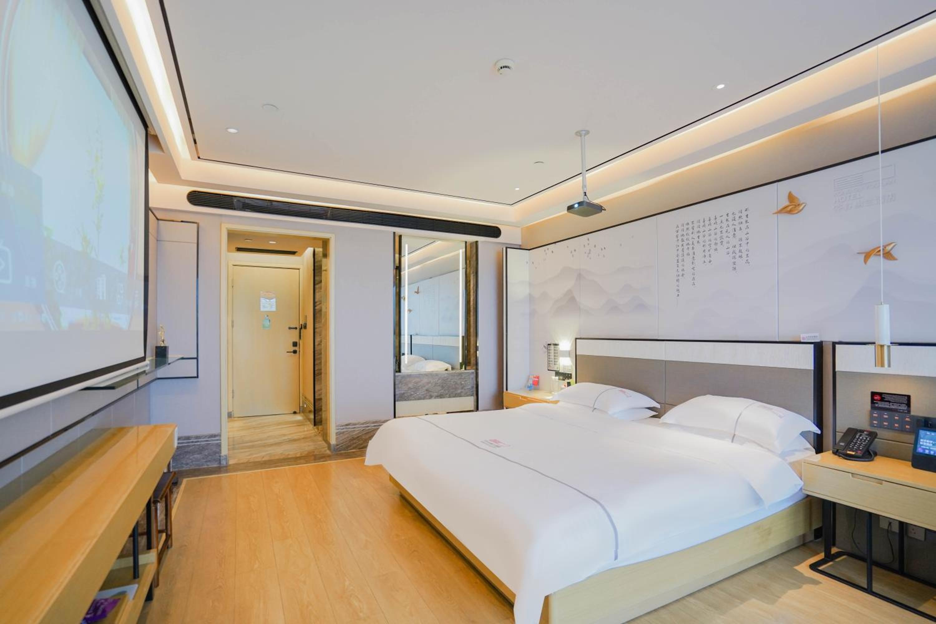 Warm Double Room photo 2