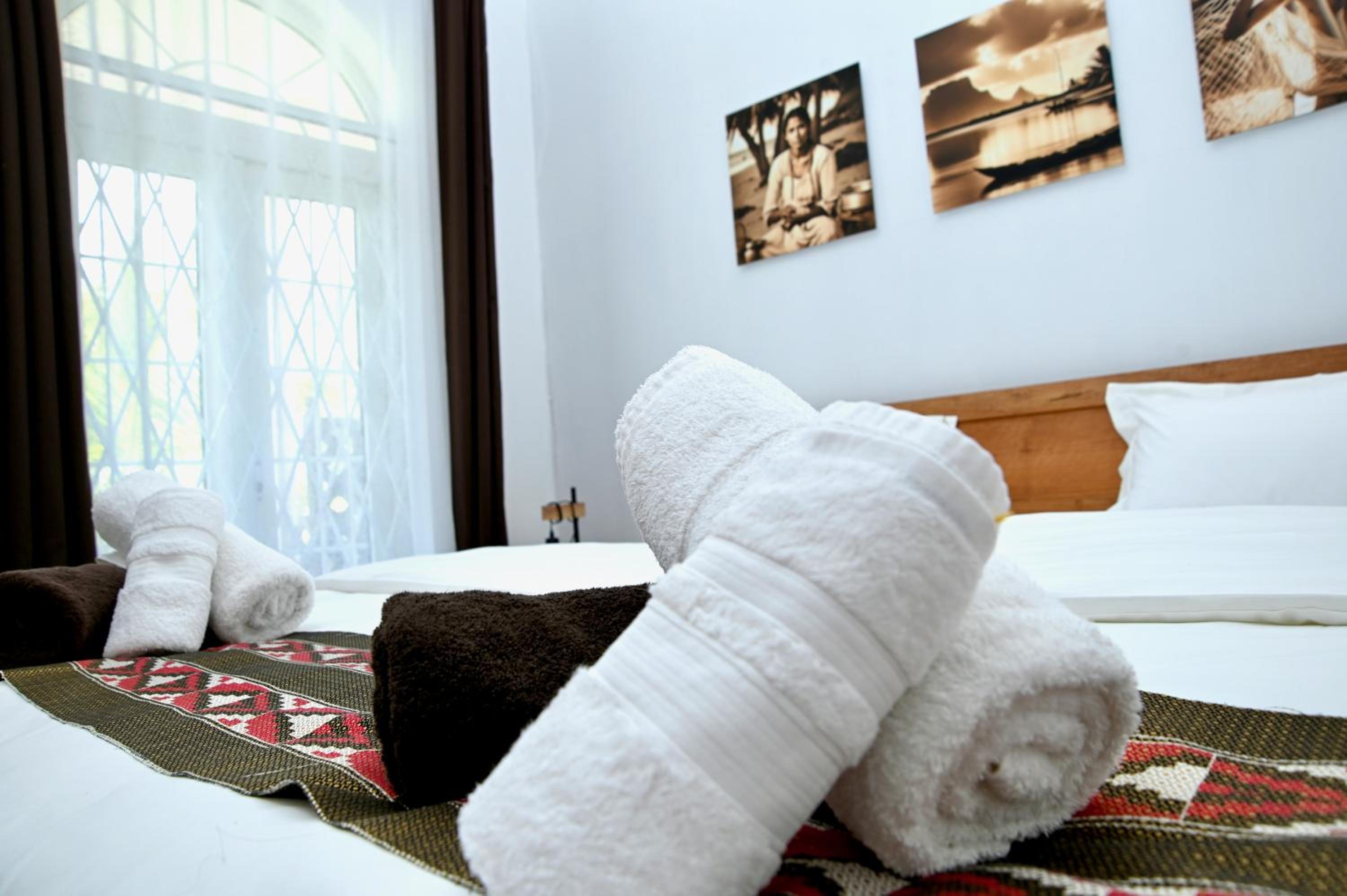 Deluxe Double Room with Balcony and Sea View
