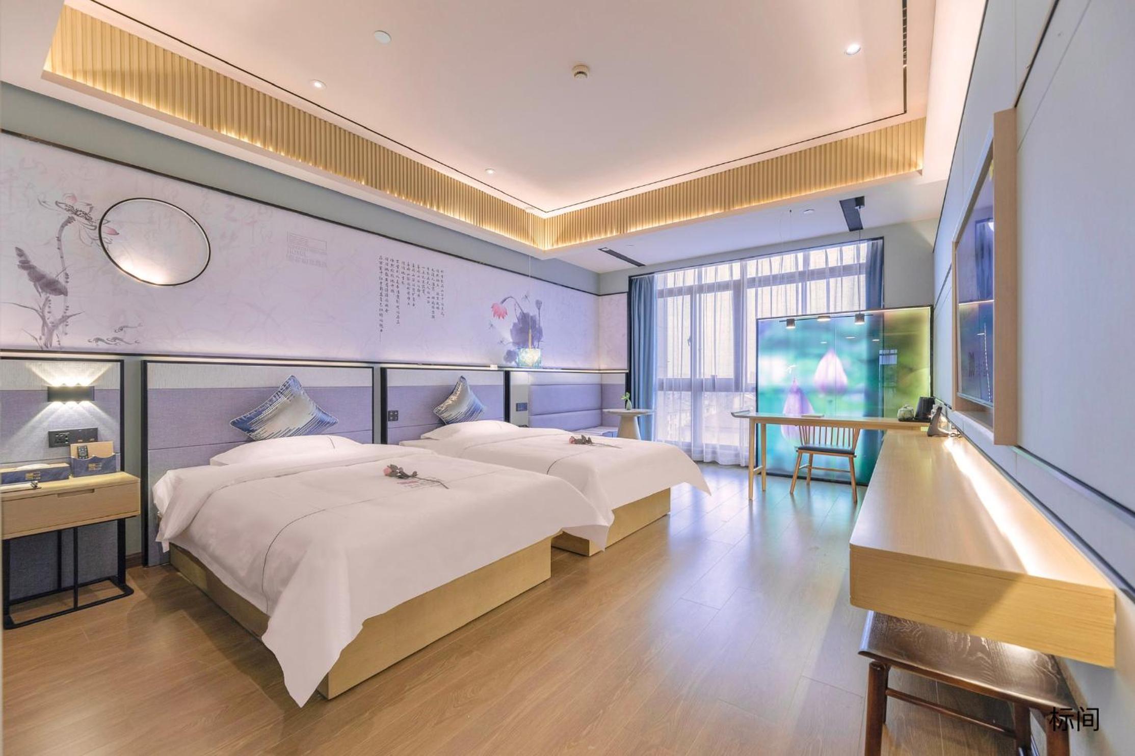 Superior Twin Room photo 2