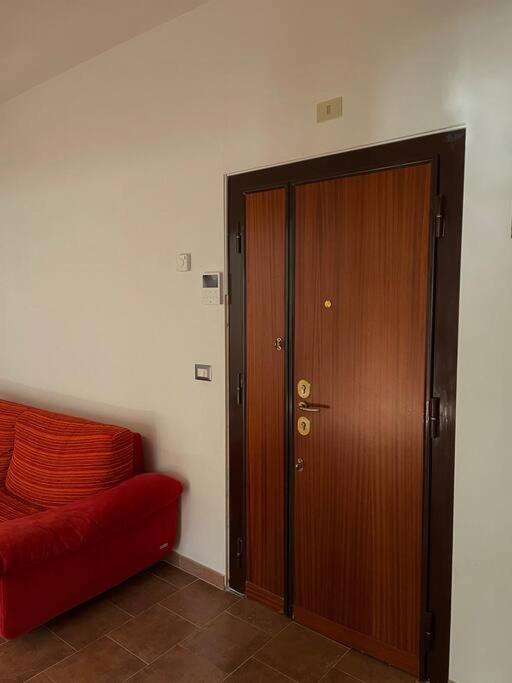 One-Bedroom Apartment photo 3