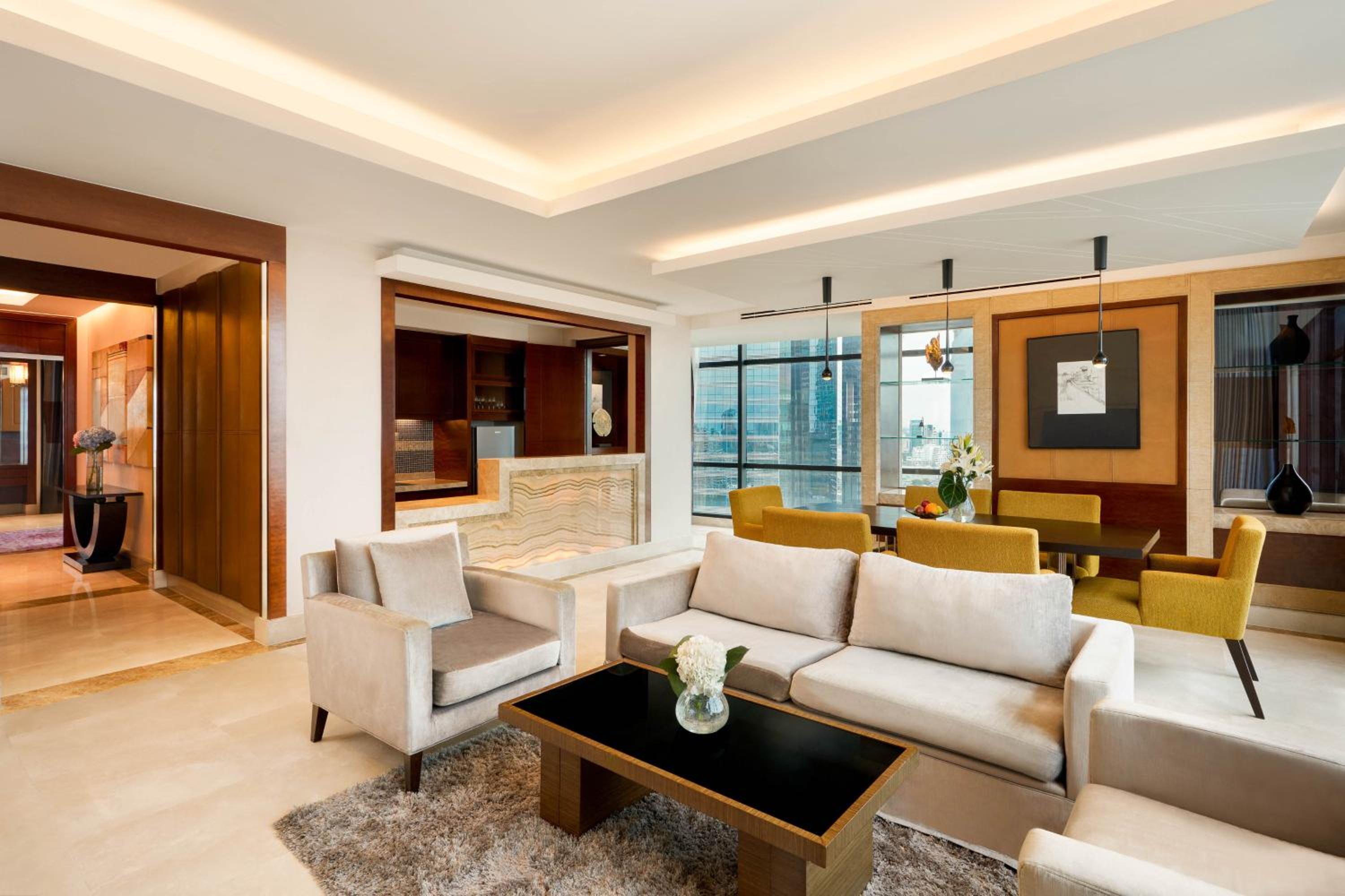 Lumpini Suite thumbnail 5
