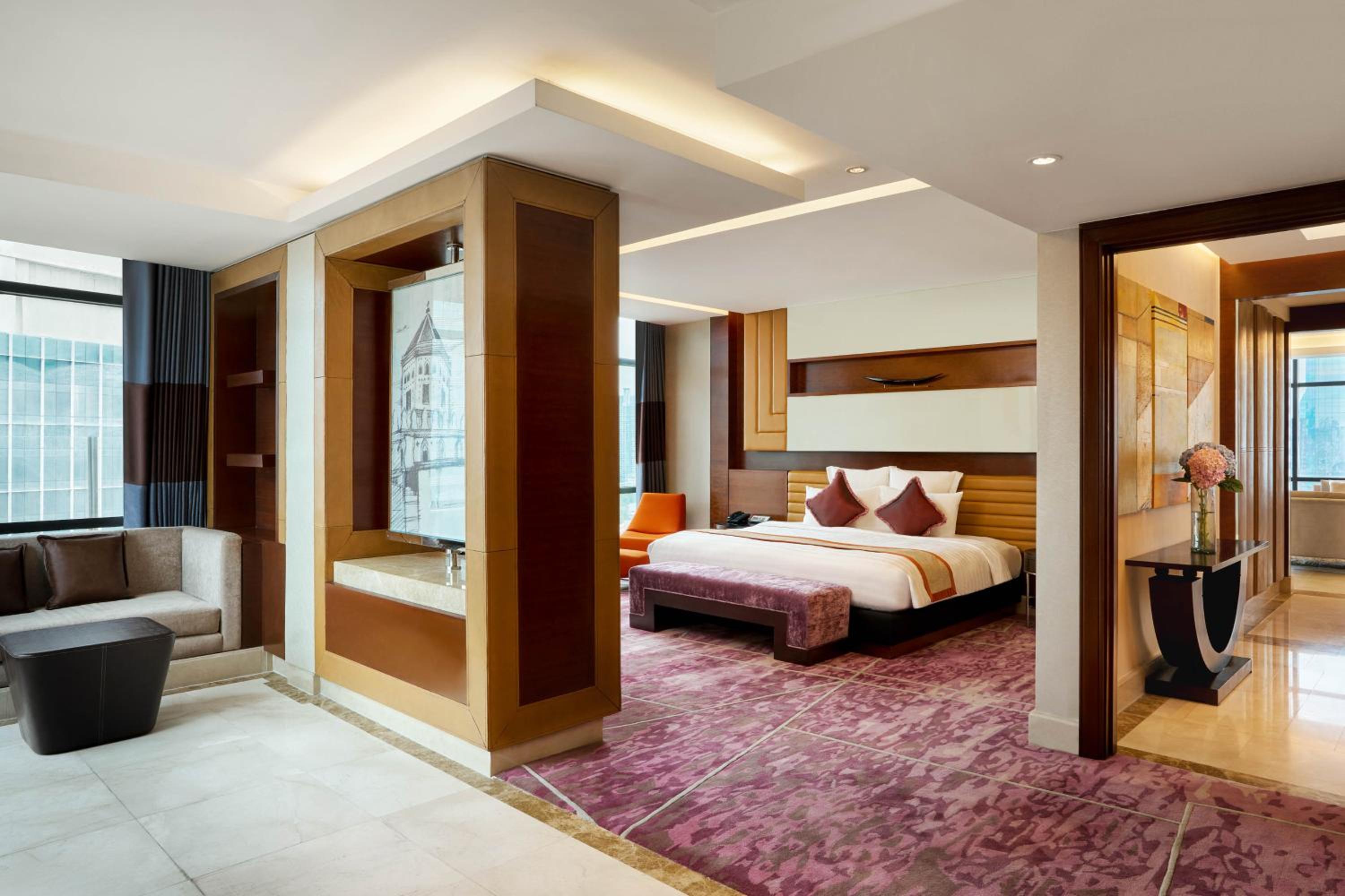 Lumpini Suite