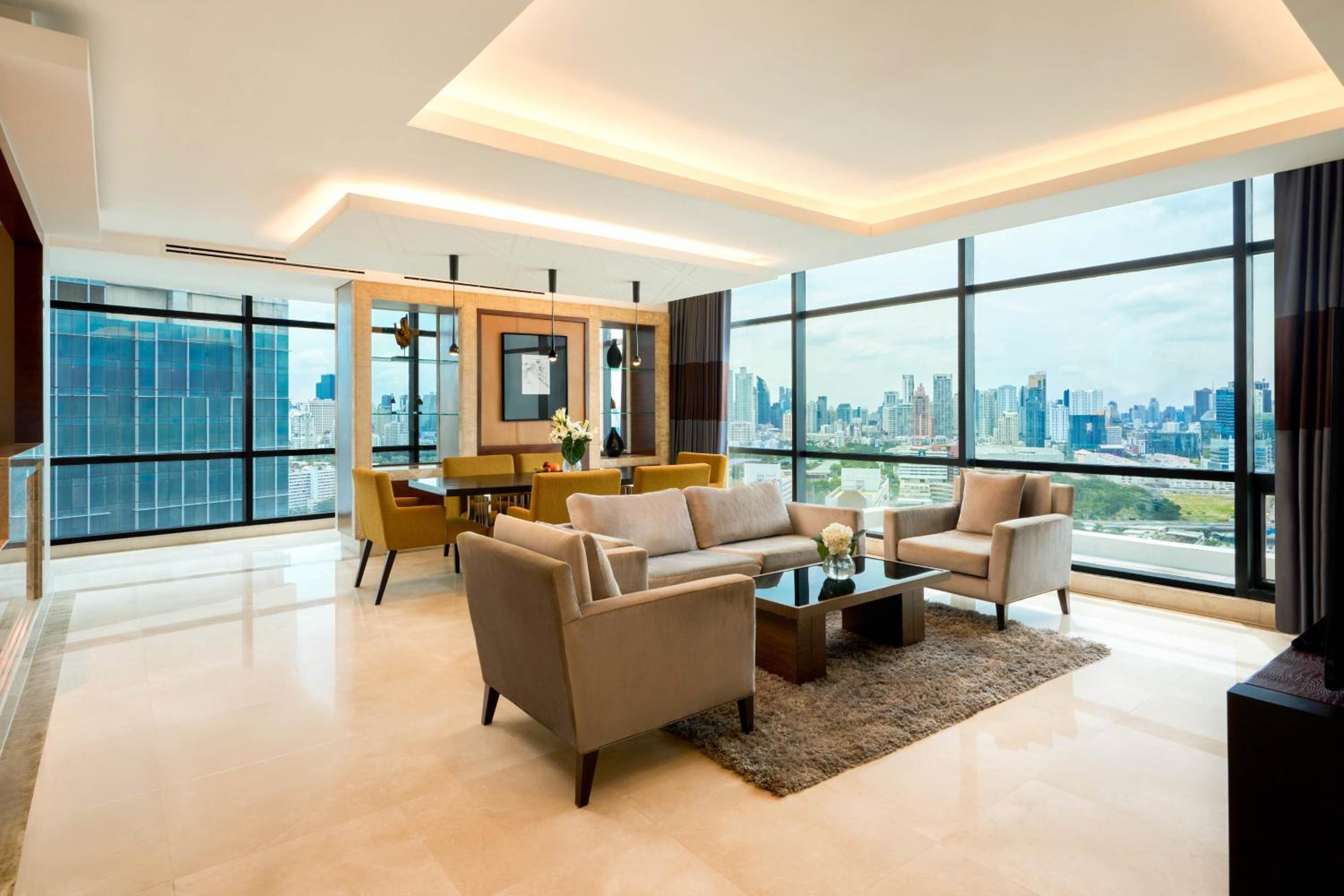 Lumpini Suite thumbnail 5
