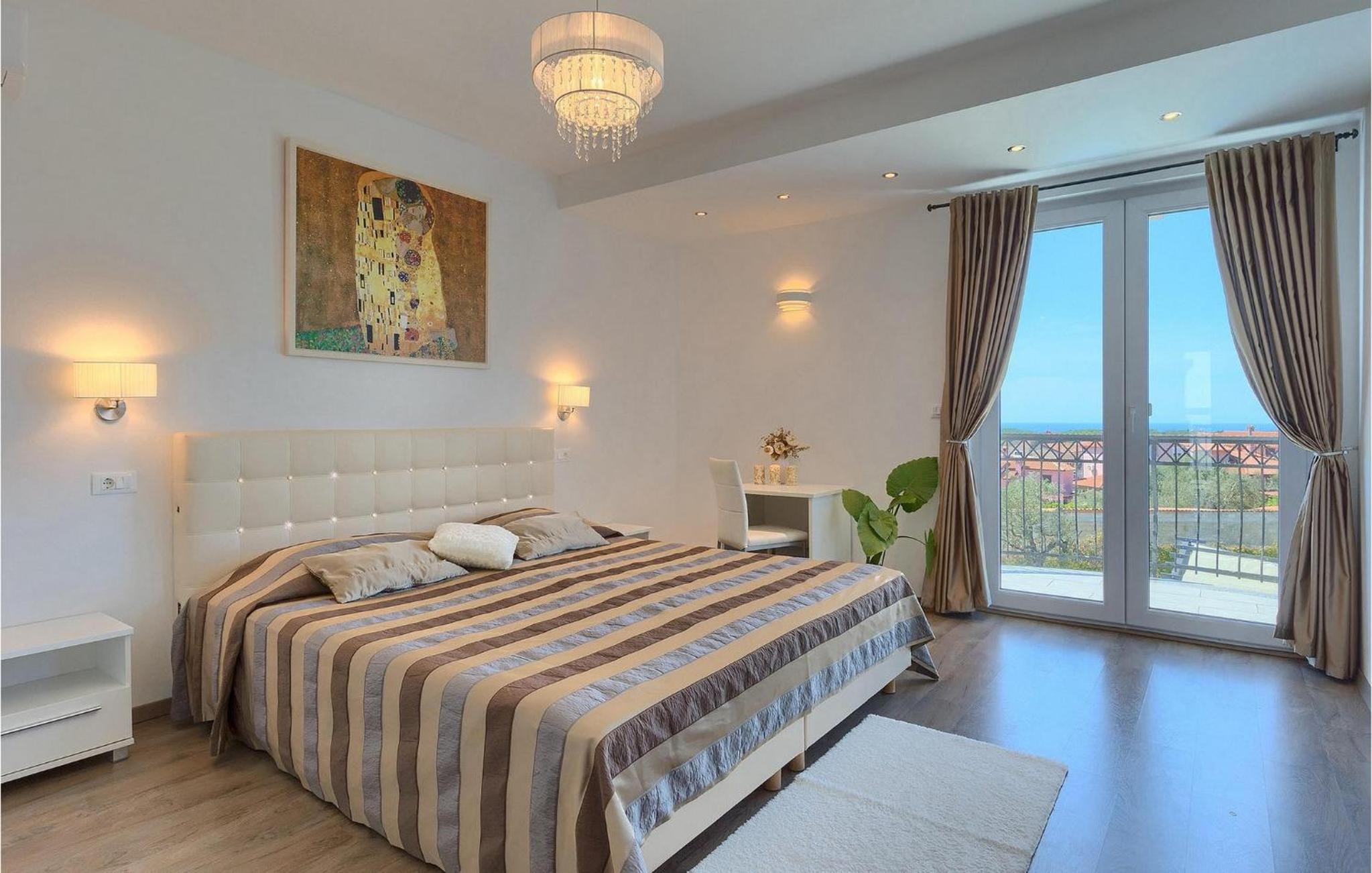 Five-Bedroom Holiday Home