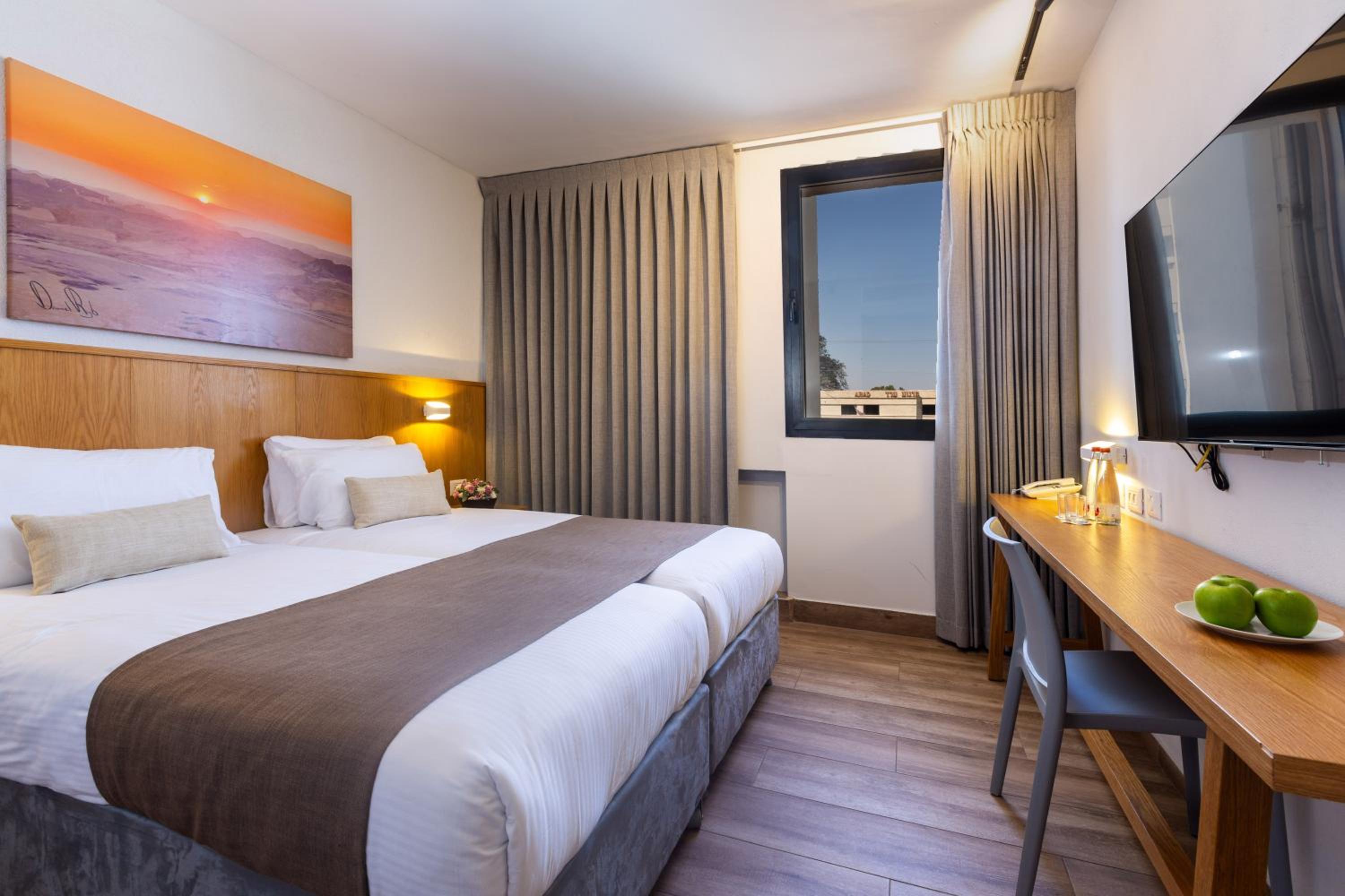 Standard Double Room - Photo 2