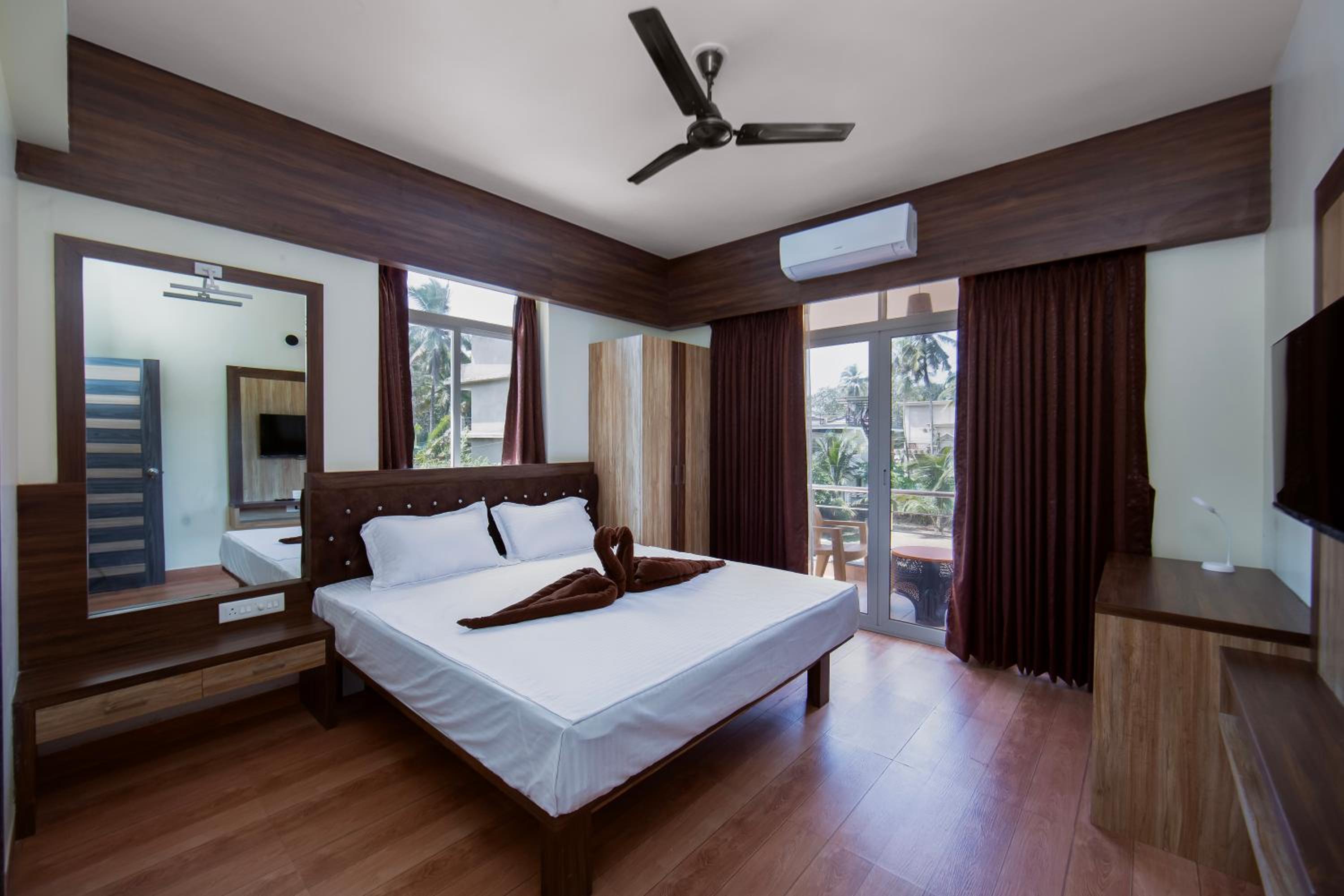 Deluxe Suite